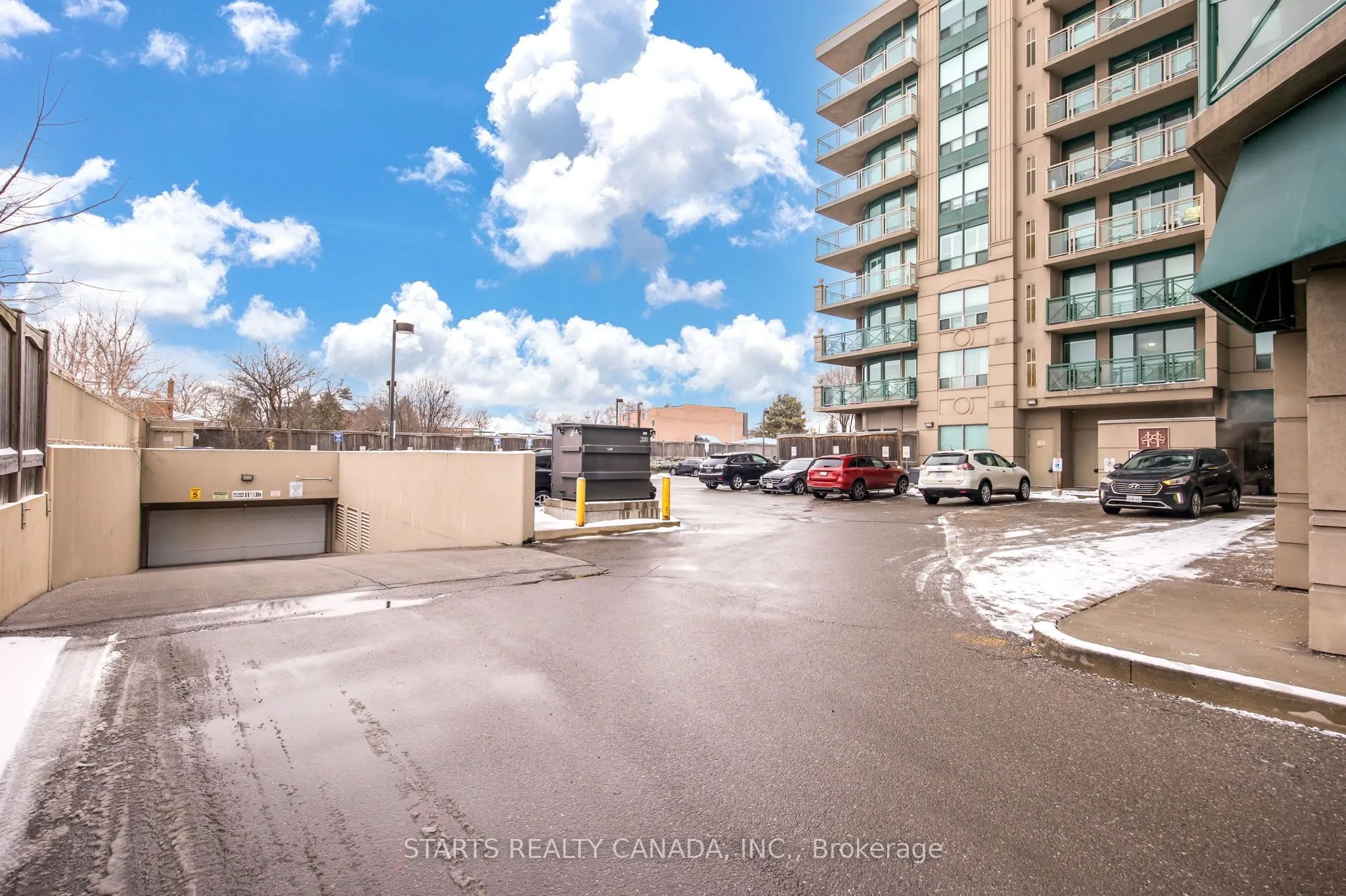 920 Sheppard Avenue W, #PH910