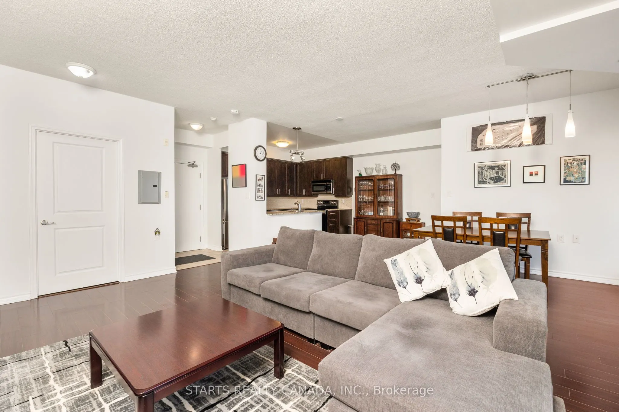 920 Sheppard Avenue W, #PH910