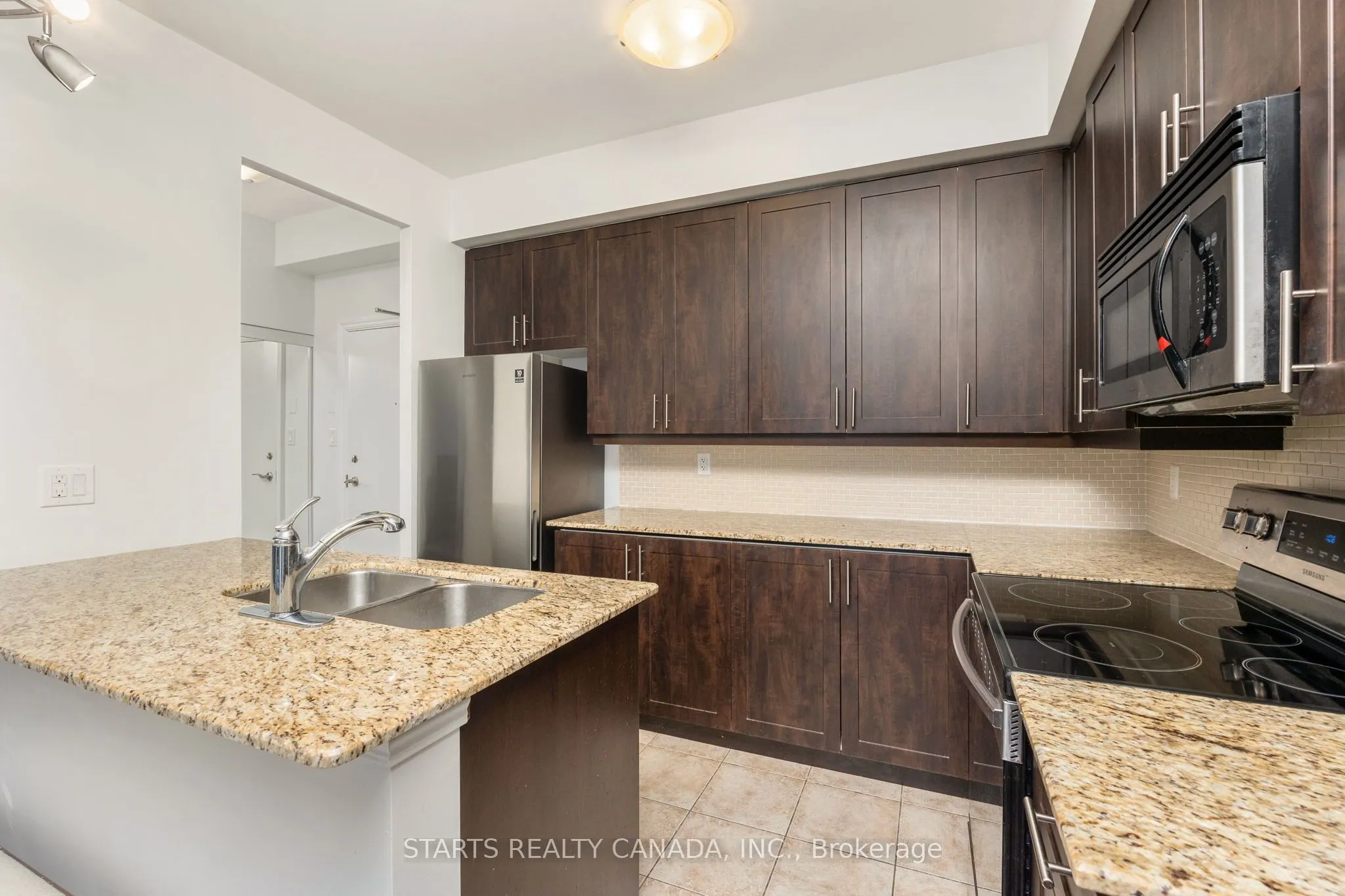 920 Sheppard Avenue W, #PH910