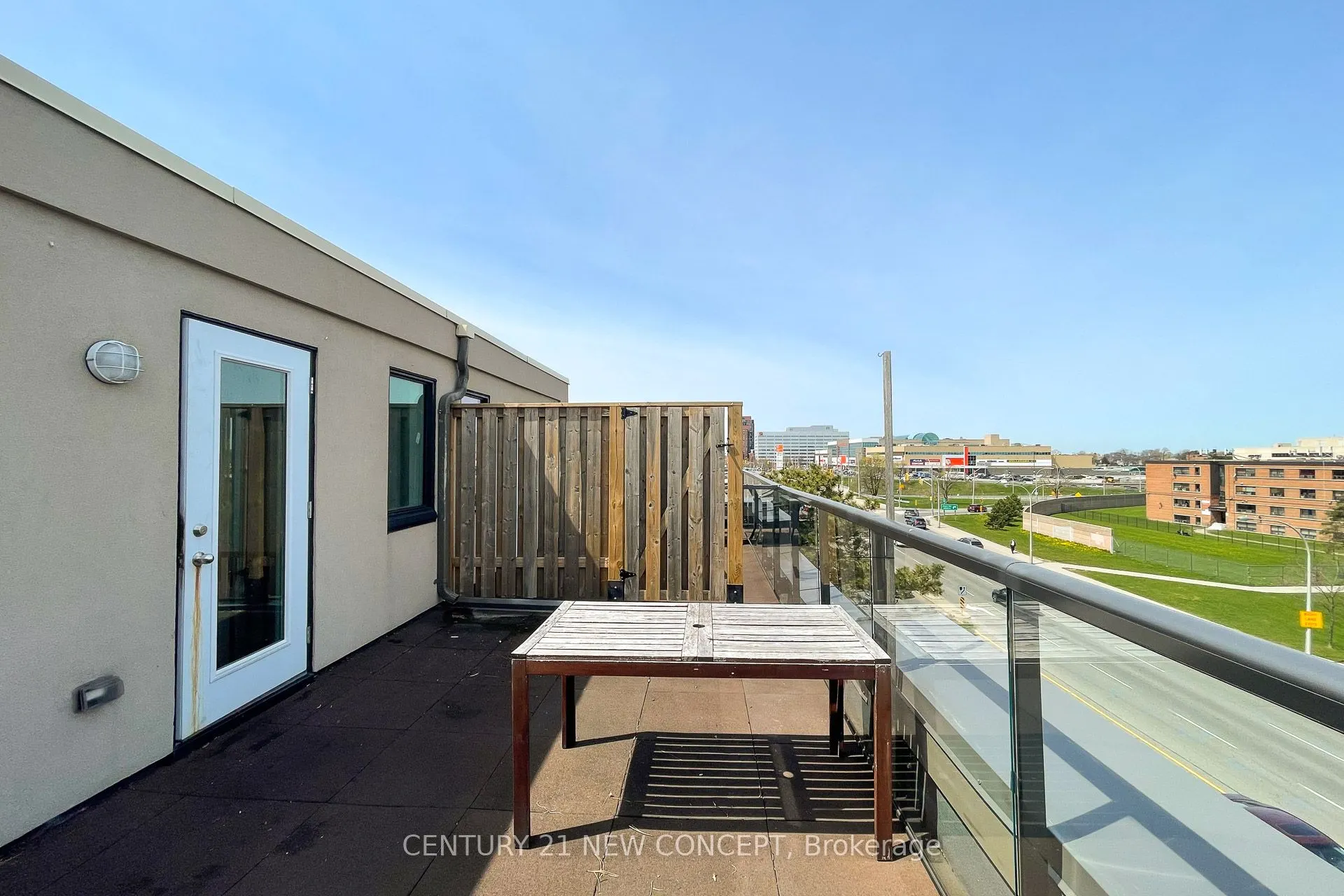 639 Lawrence Avenue W, #320