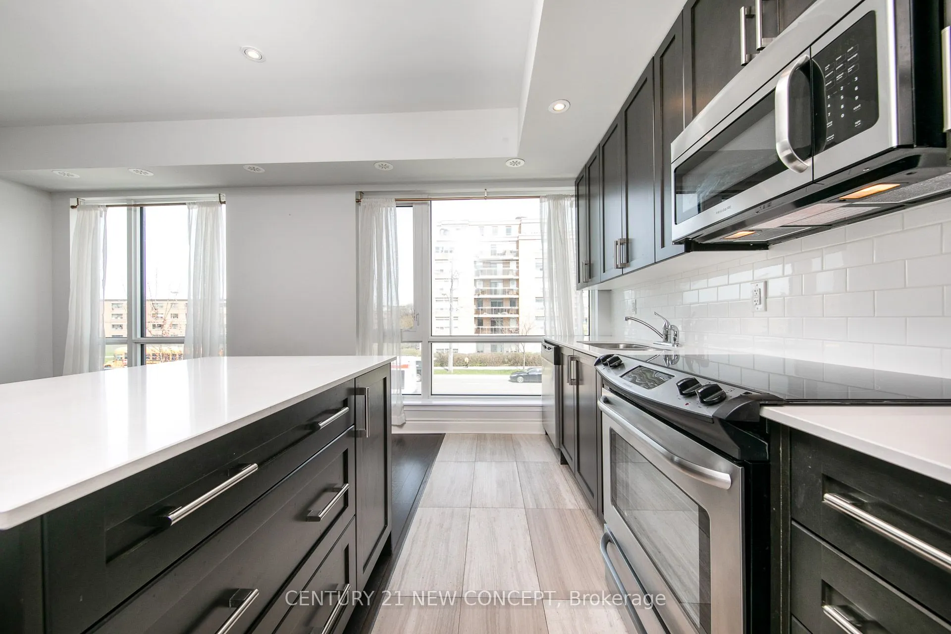 639 Lawrence Avenue W, #320