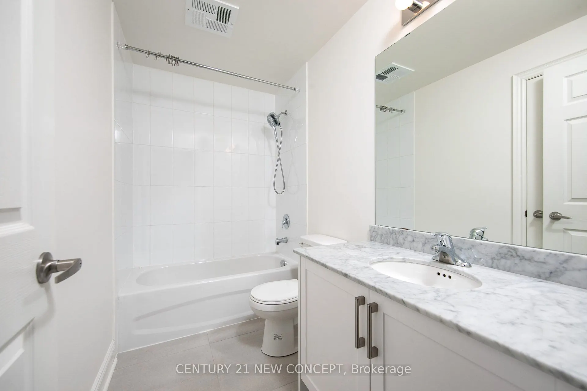 639 Lawrence Avenue W, #320