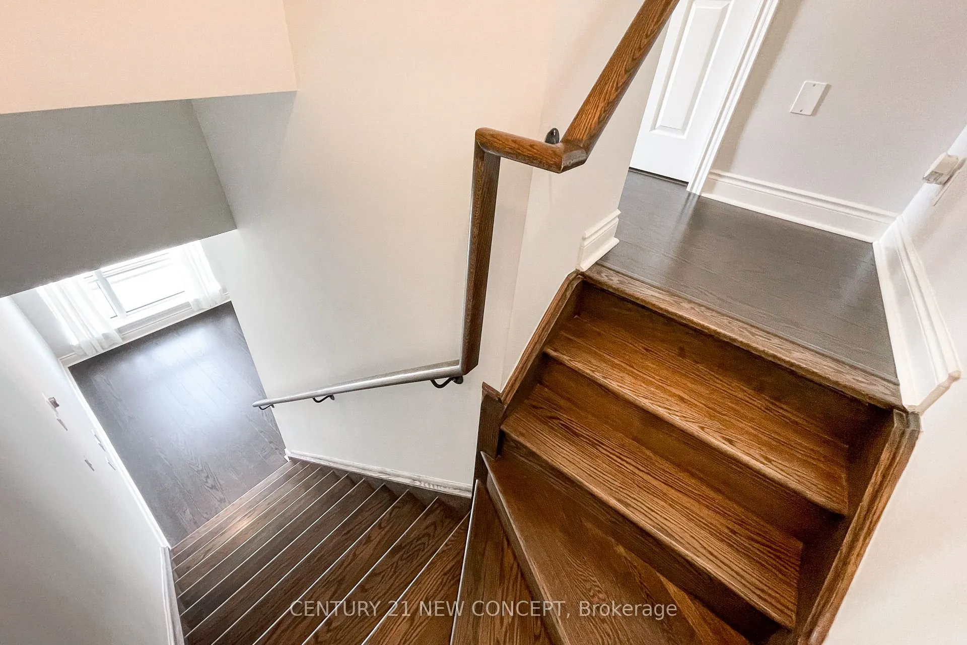 639 Lawrence Avenue W, #320