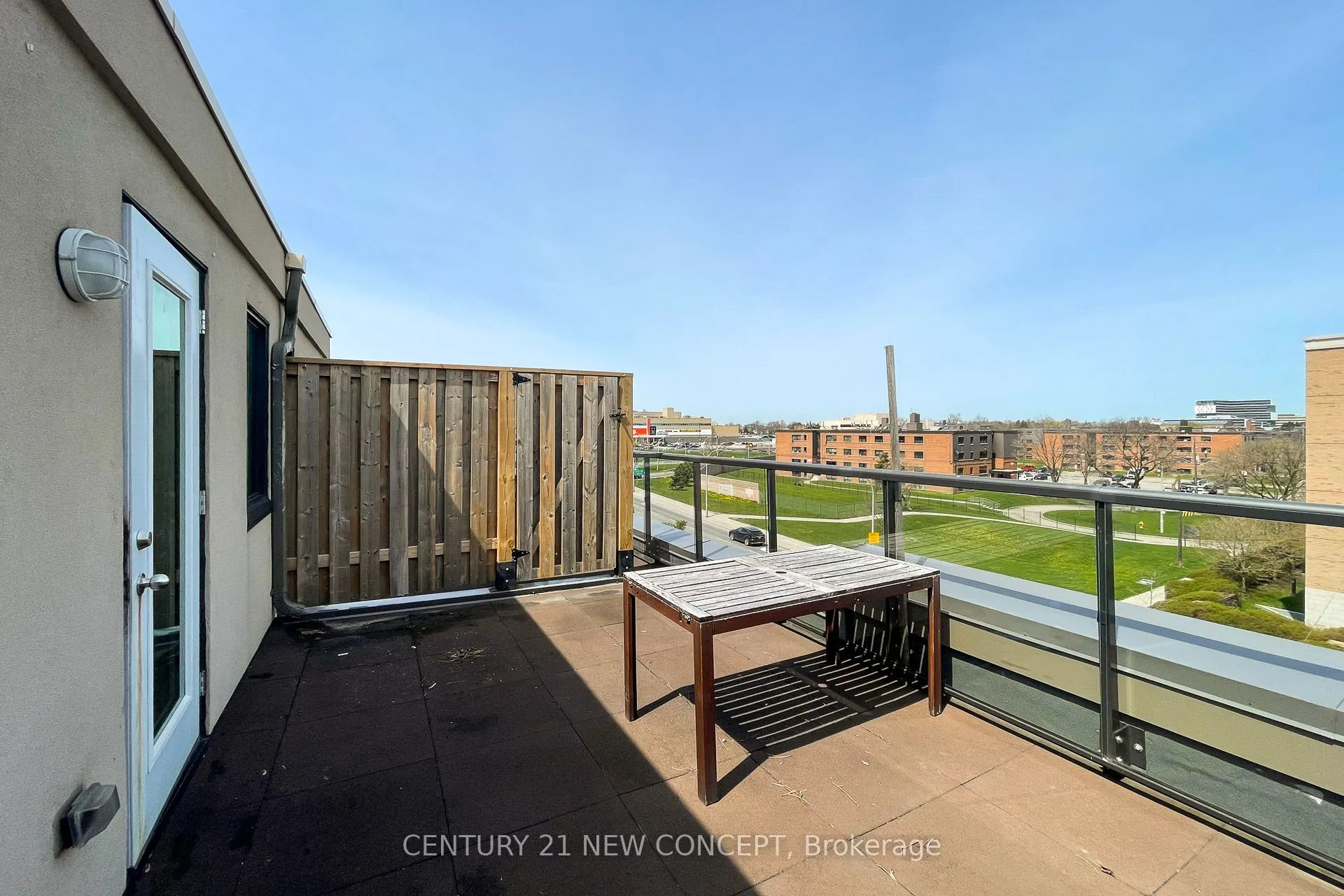 639 Lawrence Avenue W, #320