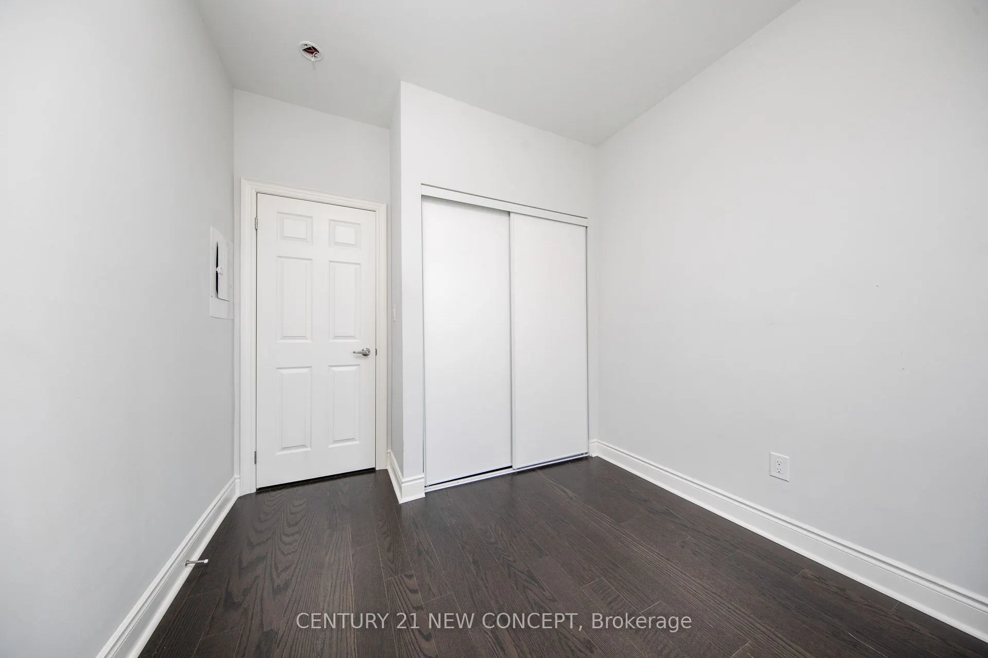 639 Lawrence Avenue W, #320