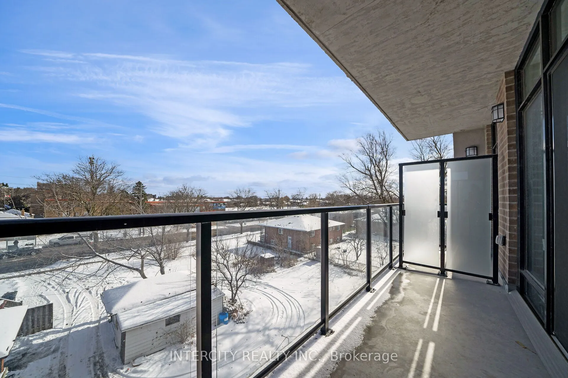 851 Sheppard Avenue W, #40