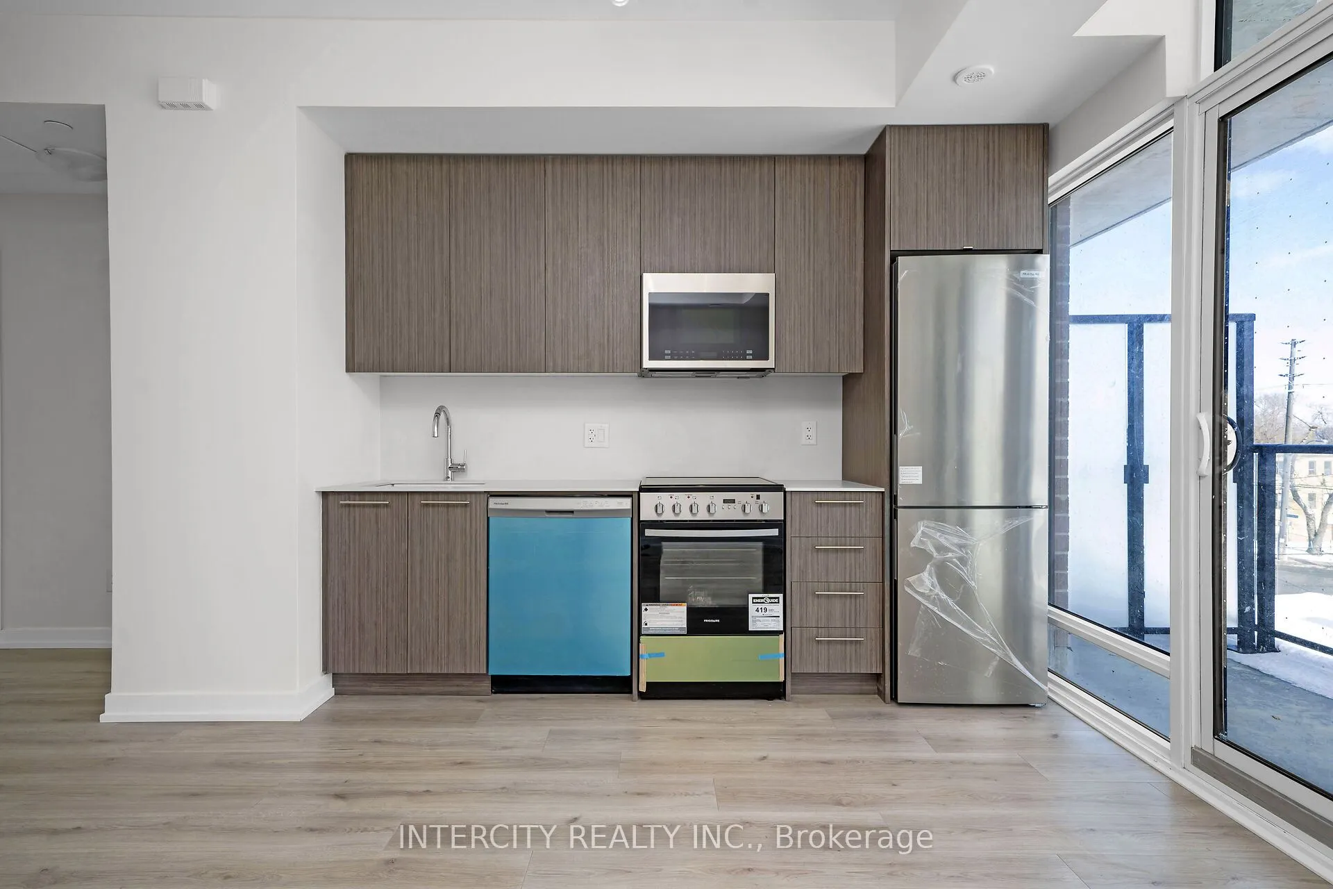 851 Sheppard Avenue W, #40