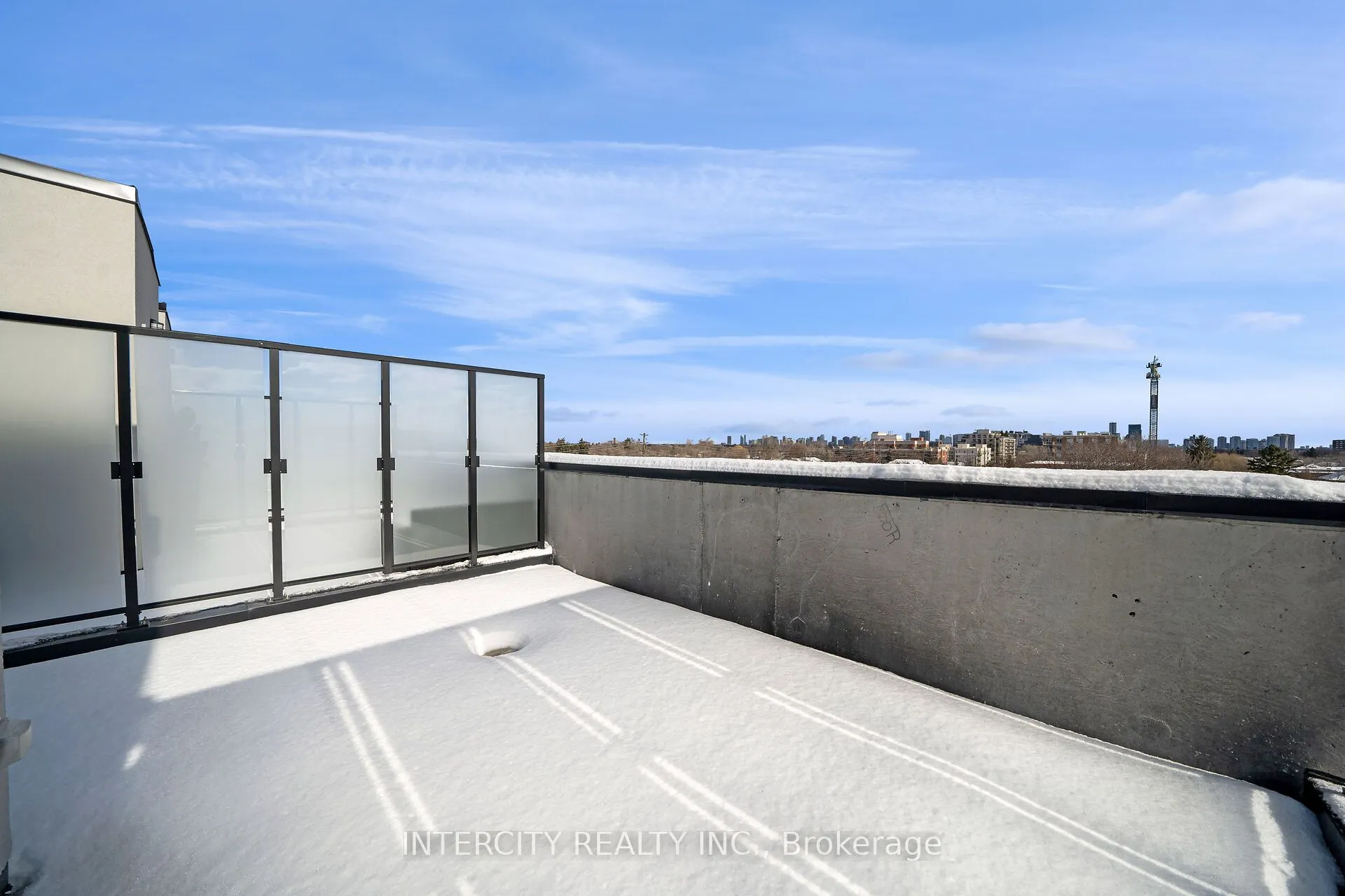 851 Sheppard Avenue W, #40