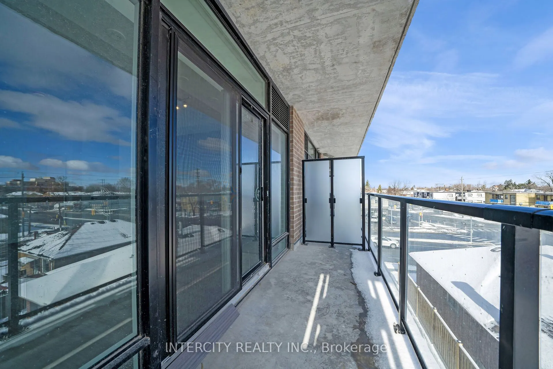 851 Sheppard Avenue W, #40
