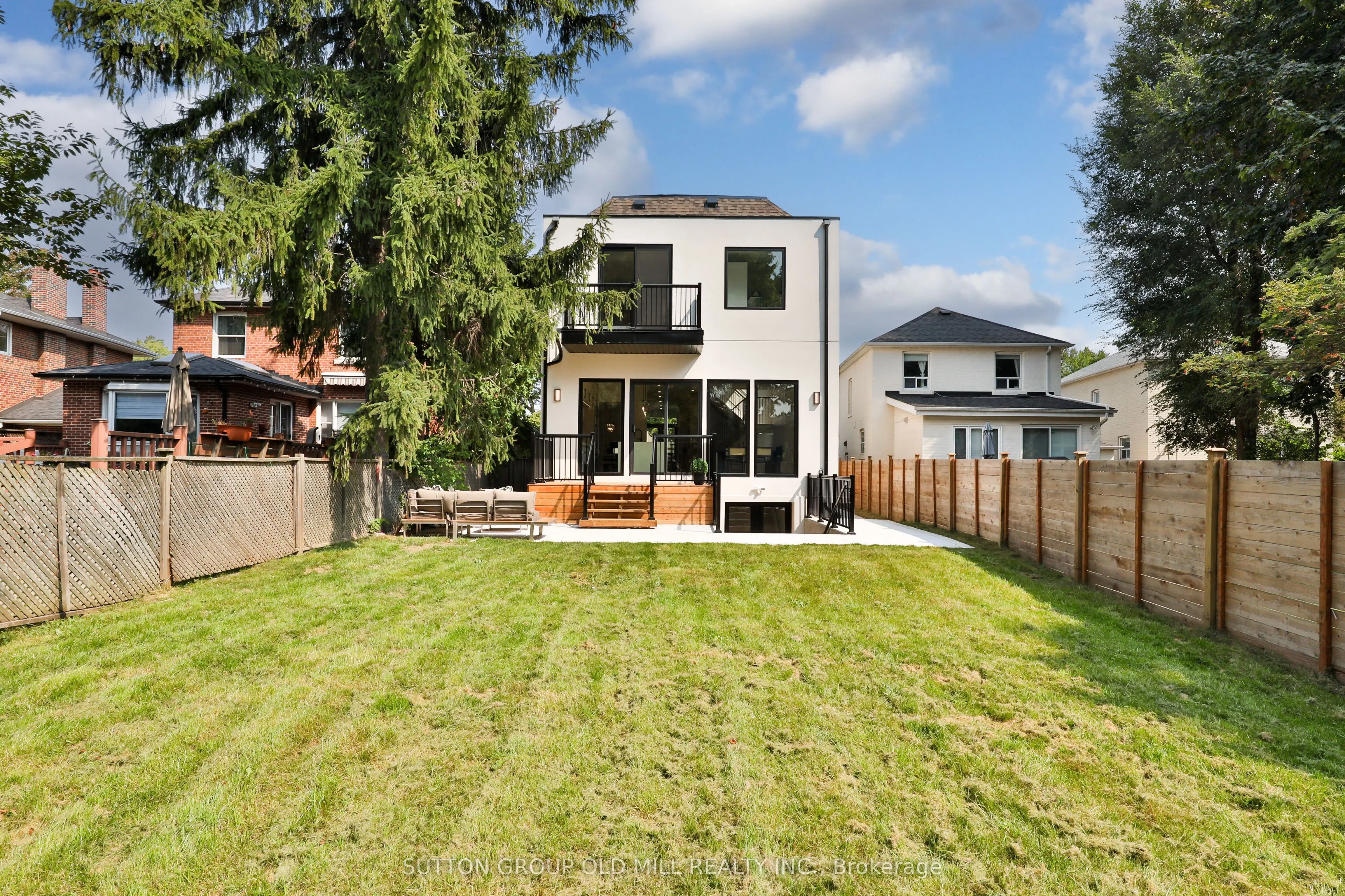 303 Ridley Boulevard