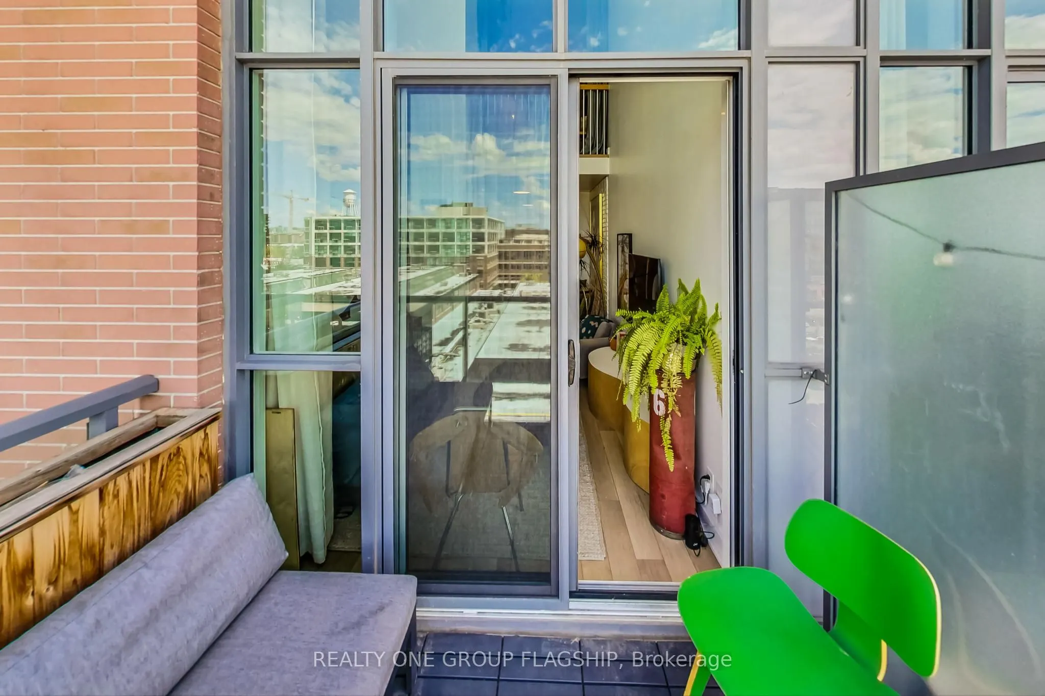 5 Hanna Avenue #617