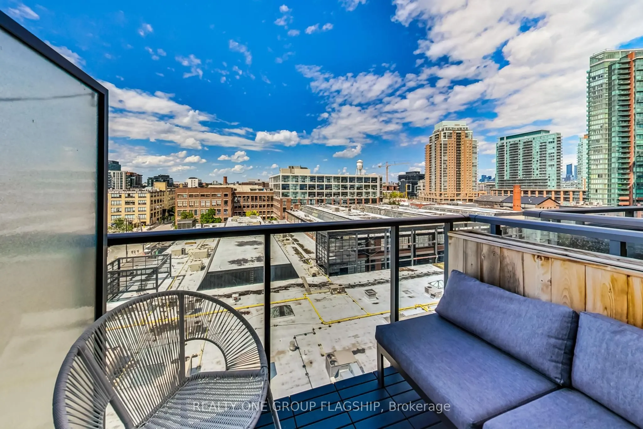 5 Hanna Avenue #617