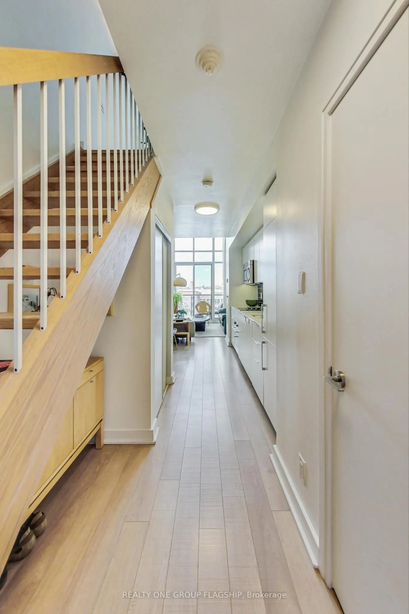 5 Hanna Avenue #617