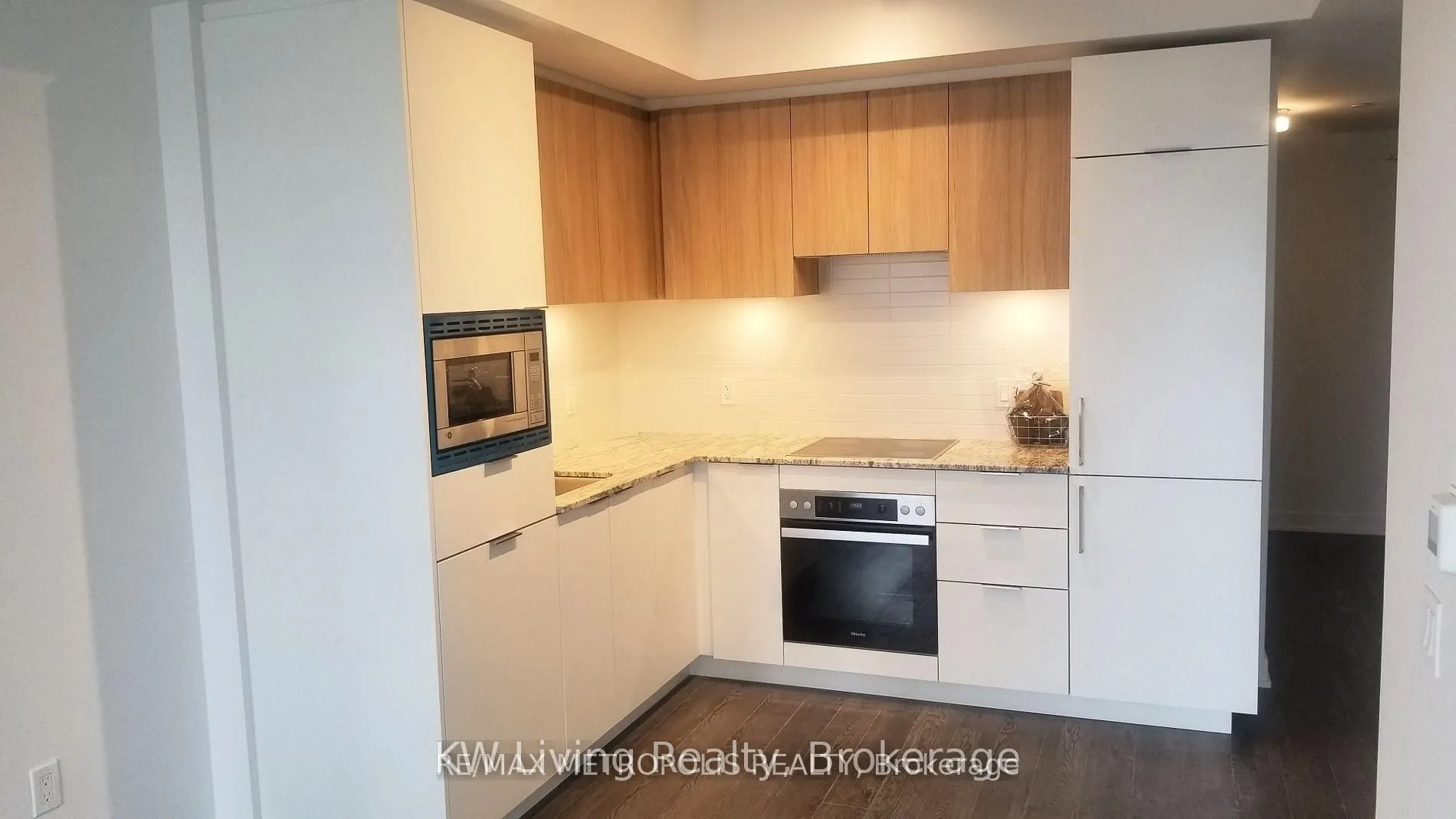 20 O'Neill Road, #811