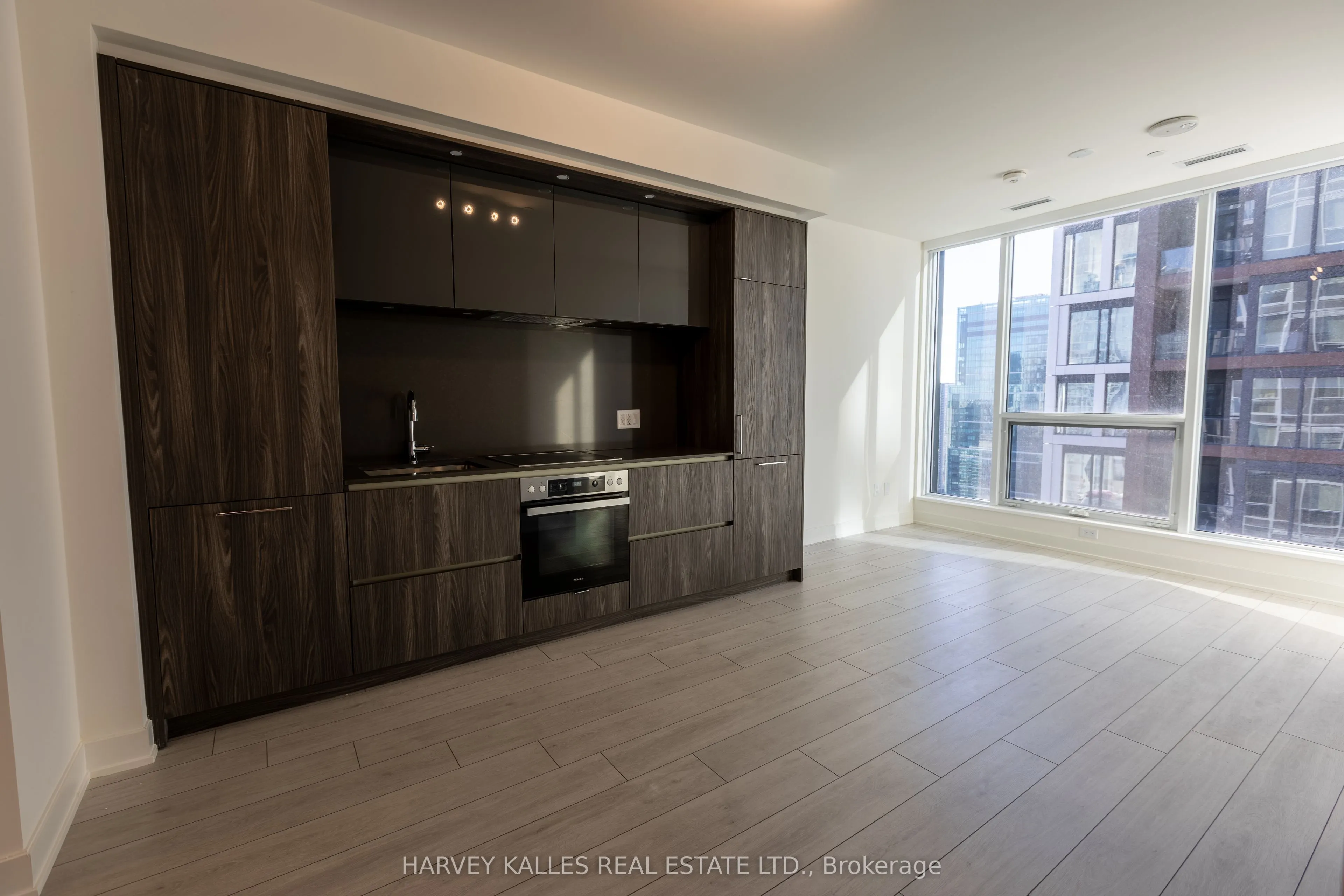 35 Mercer Street, #3511