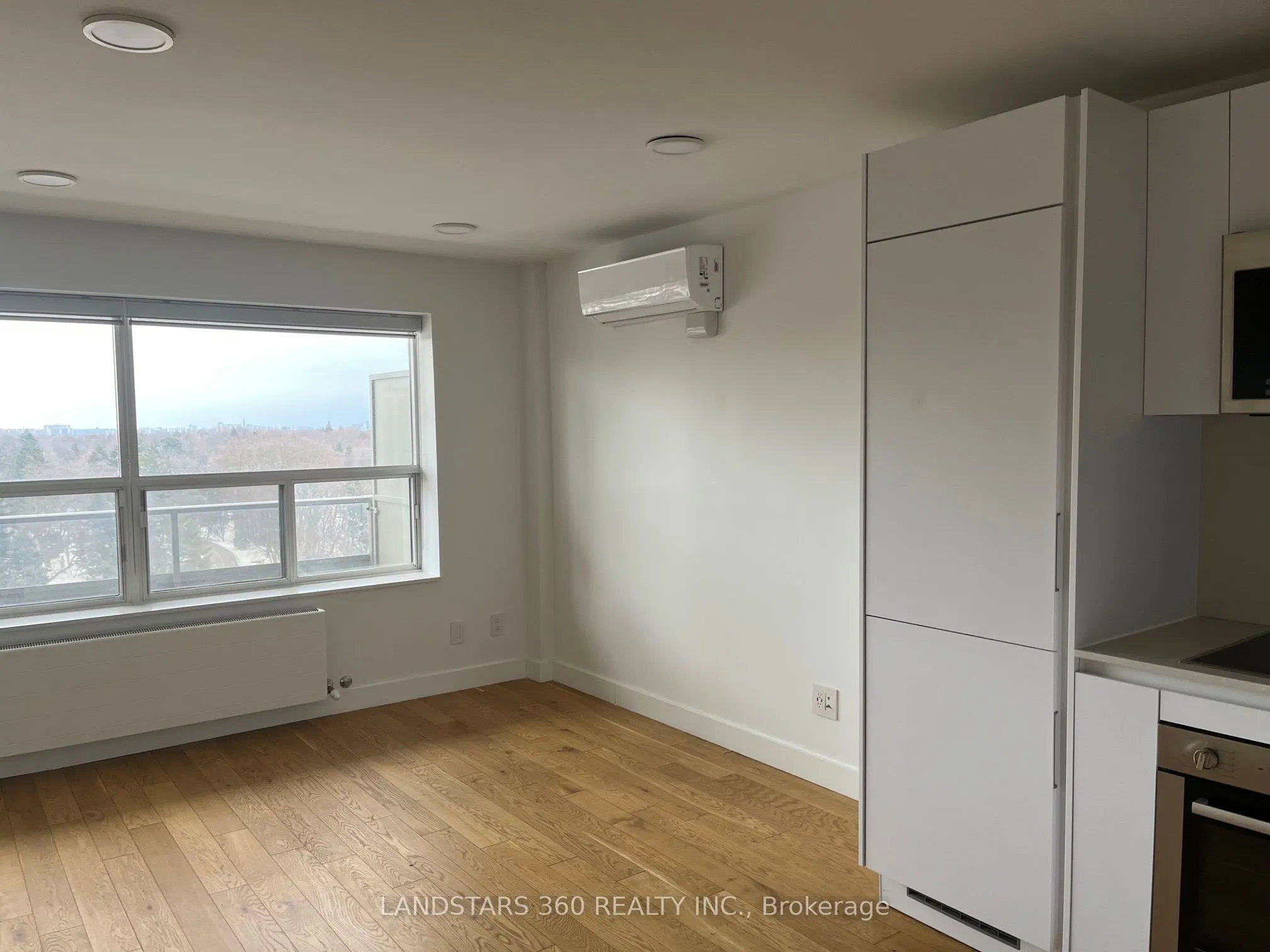 111 Lawton Boulevard, #1005