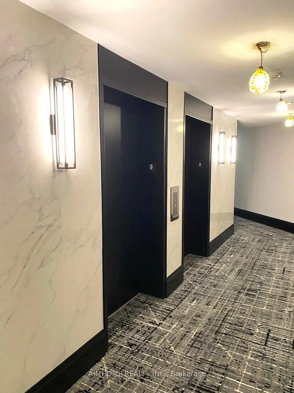 111 Elizabeth Street, #912