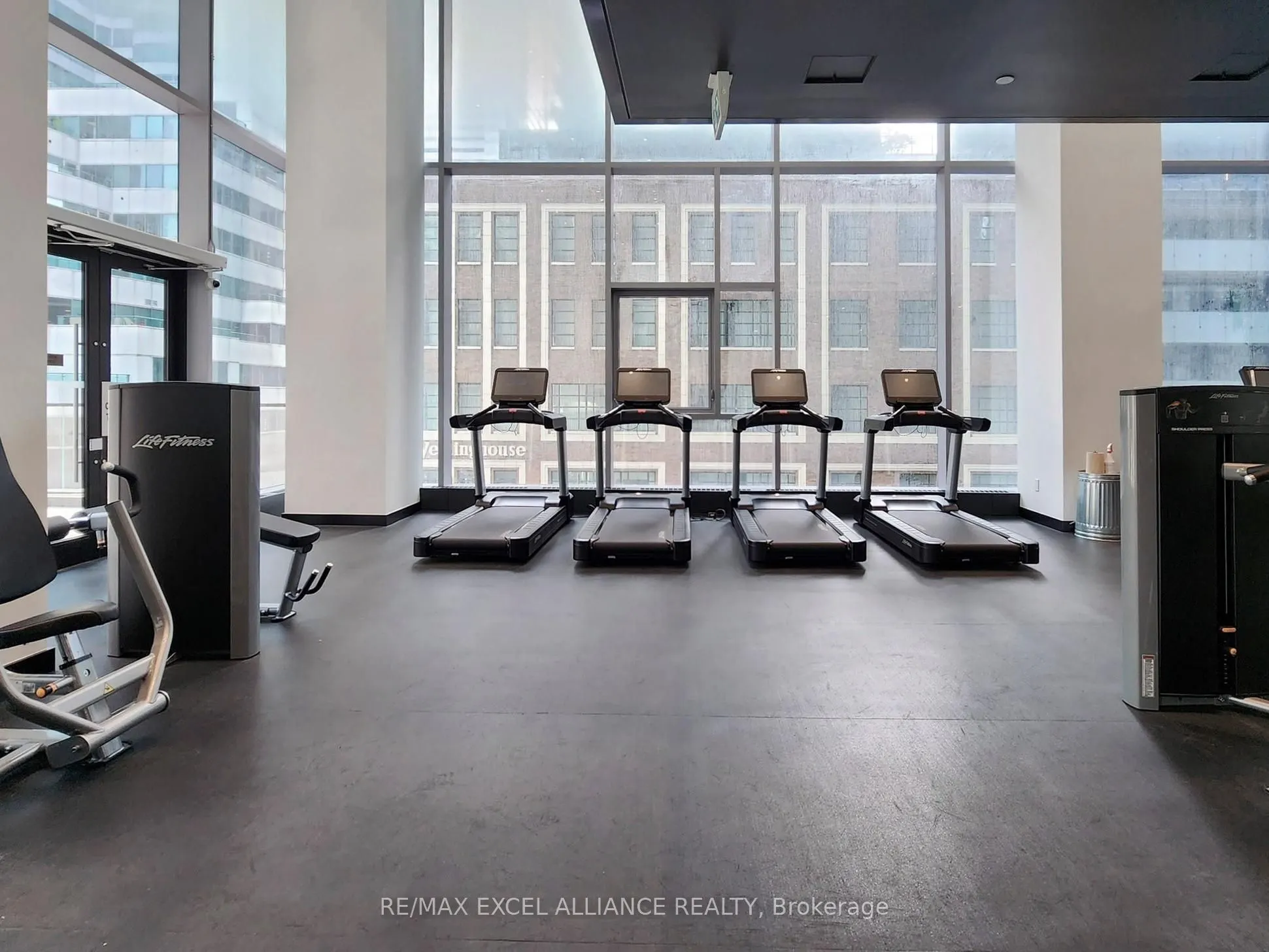 357 King Street W, #204