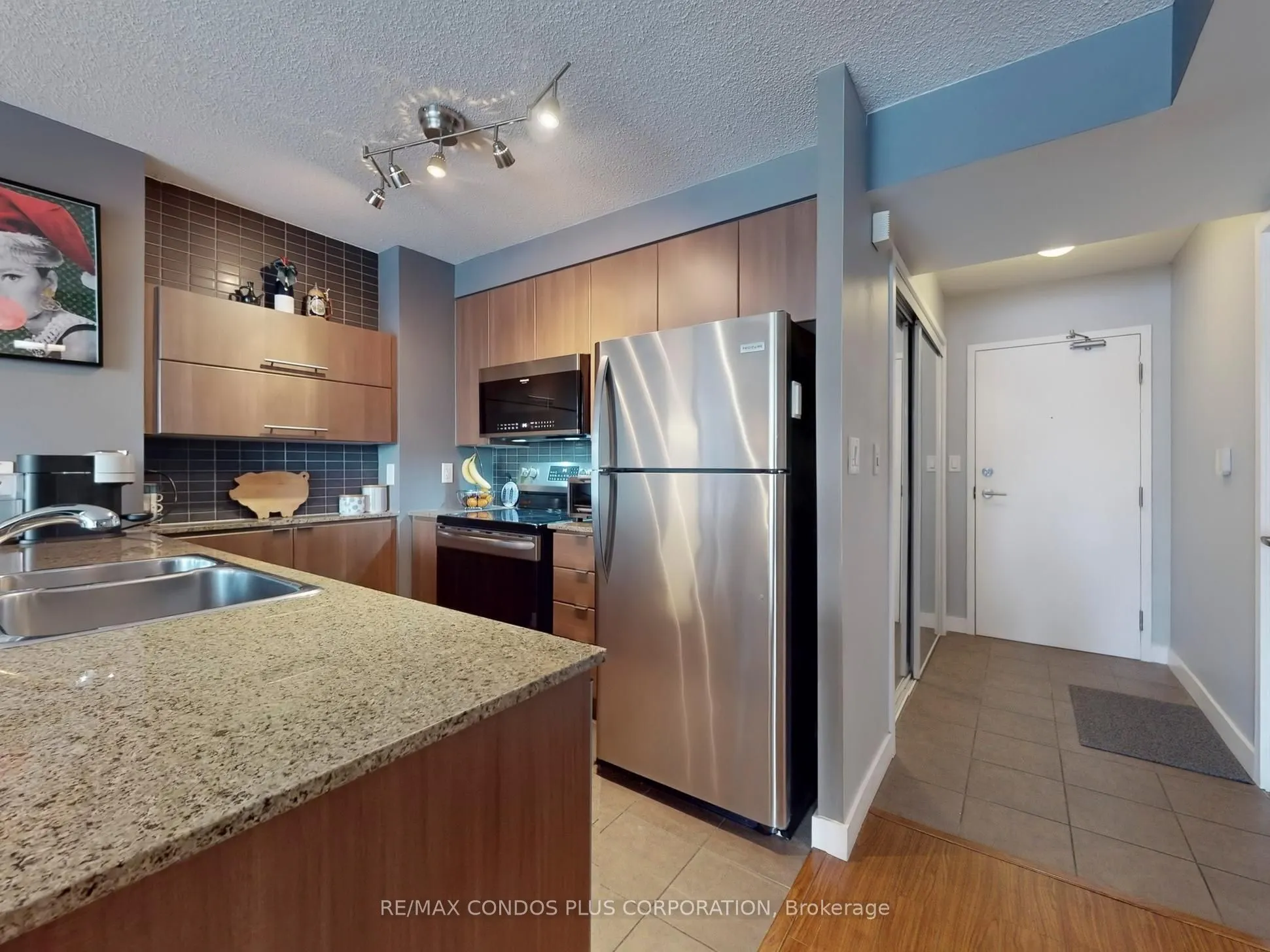 11 Brunel Court, #1101