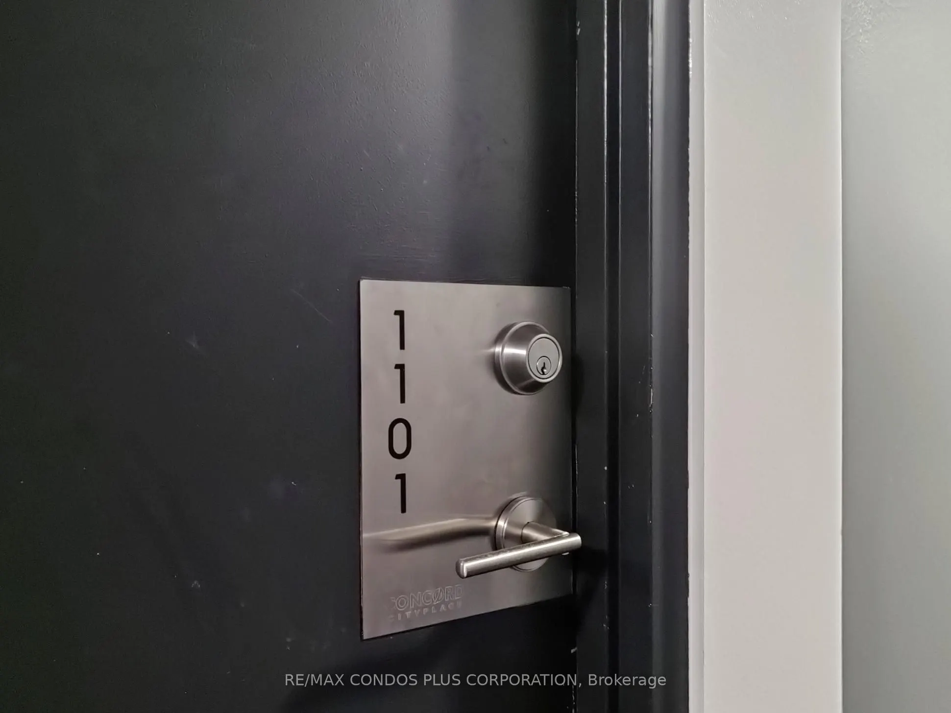 11 Brunel Court, #1101