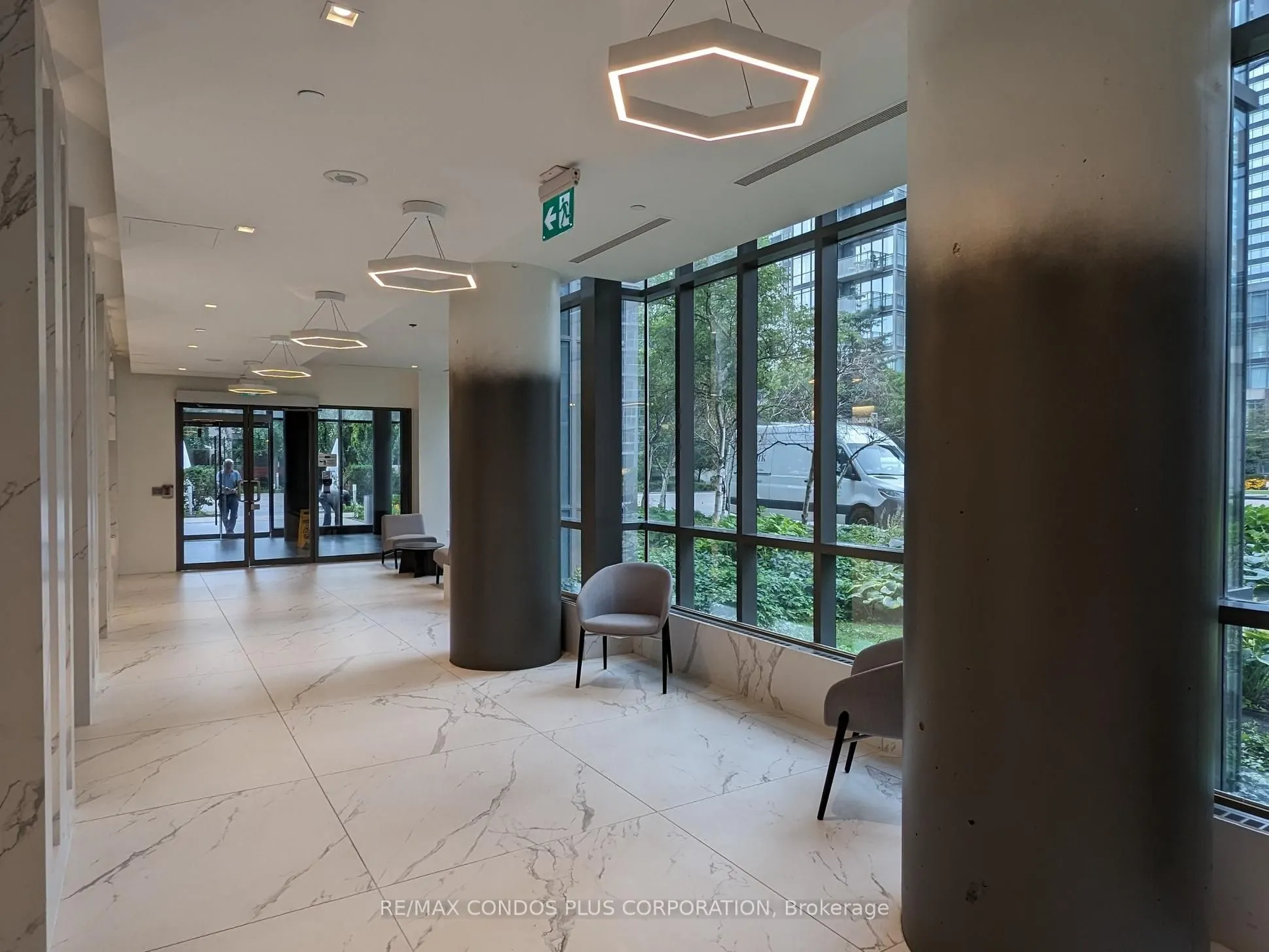 11 Brunel Court, #1101
