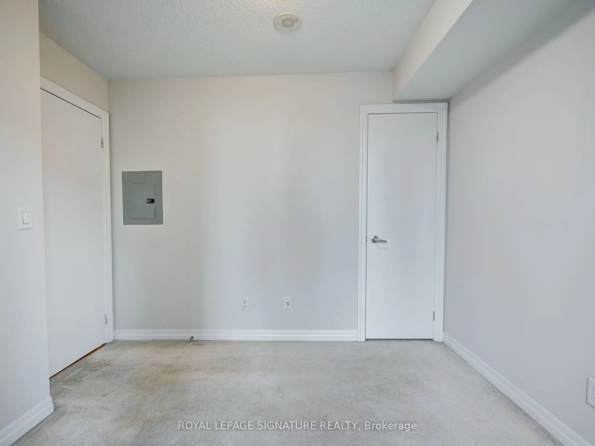 16 Yonge Street, #1202