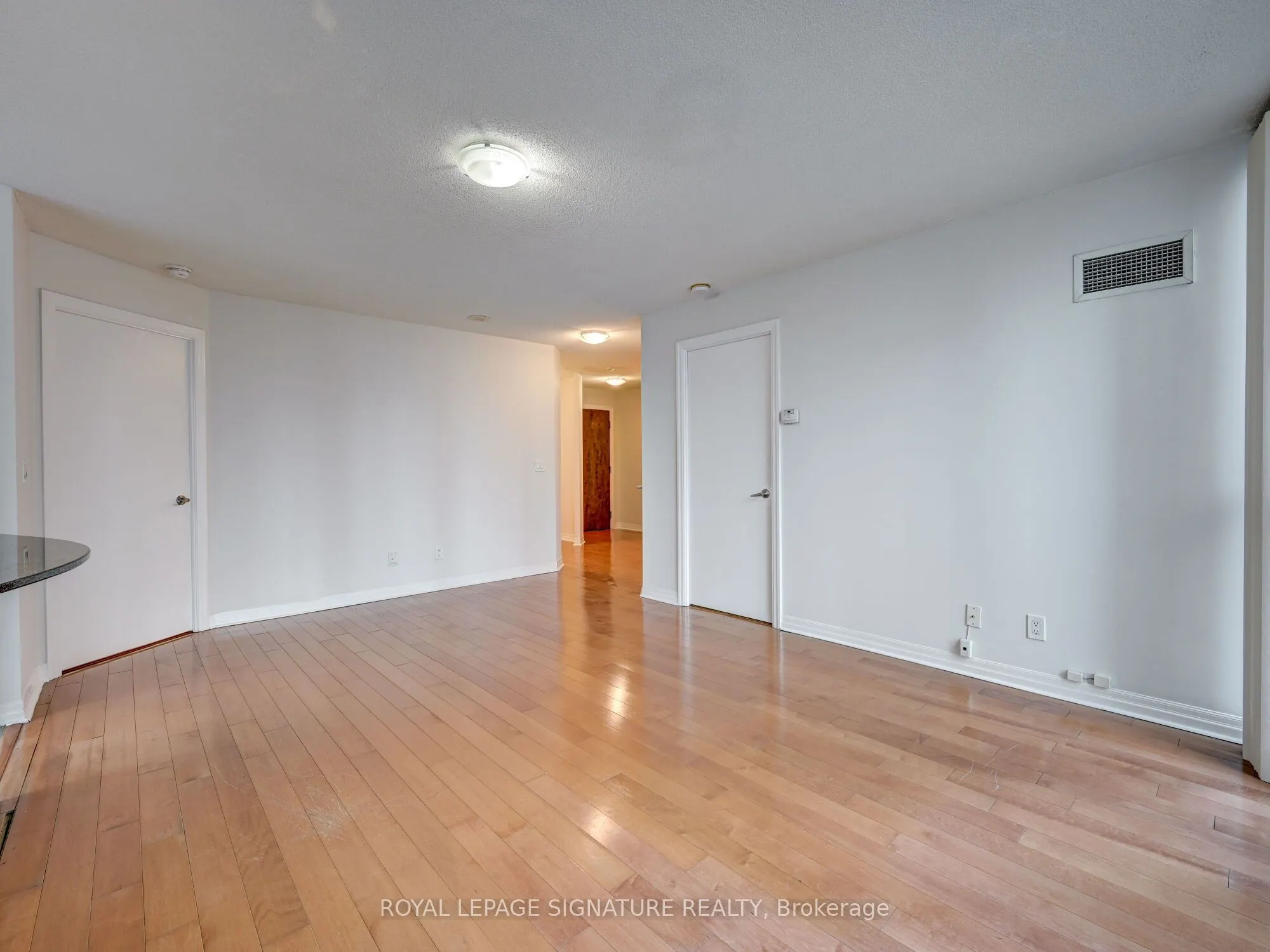 16 Yonge Street, #1202