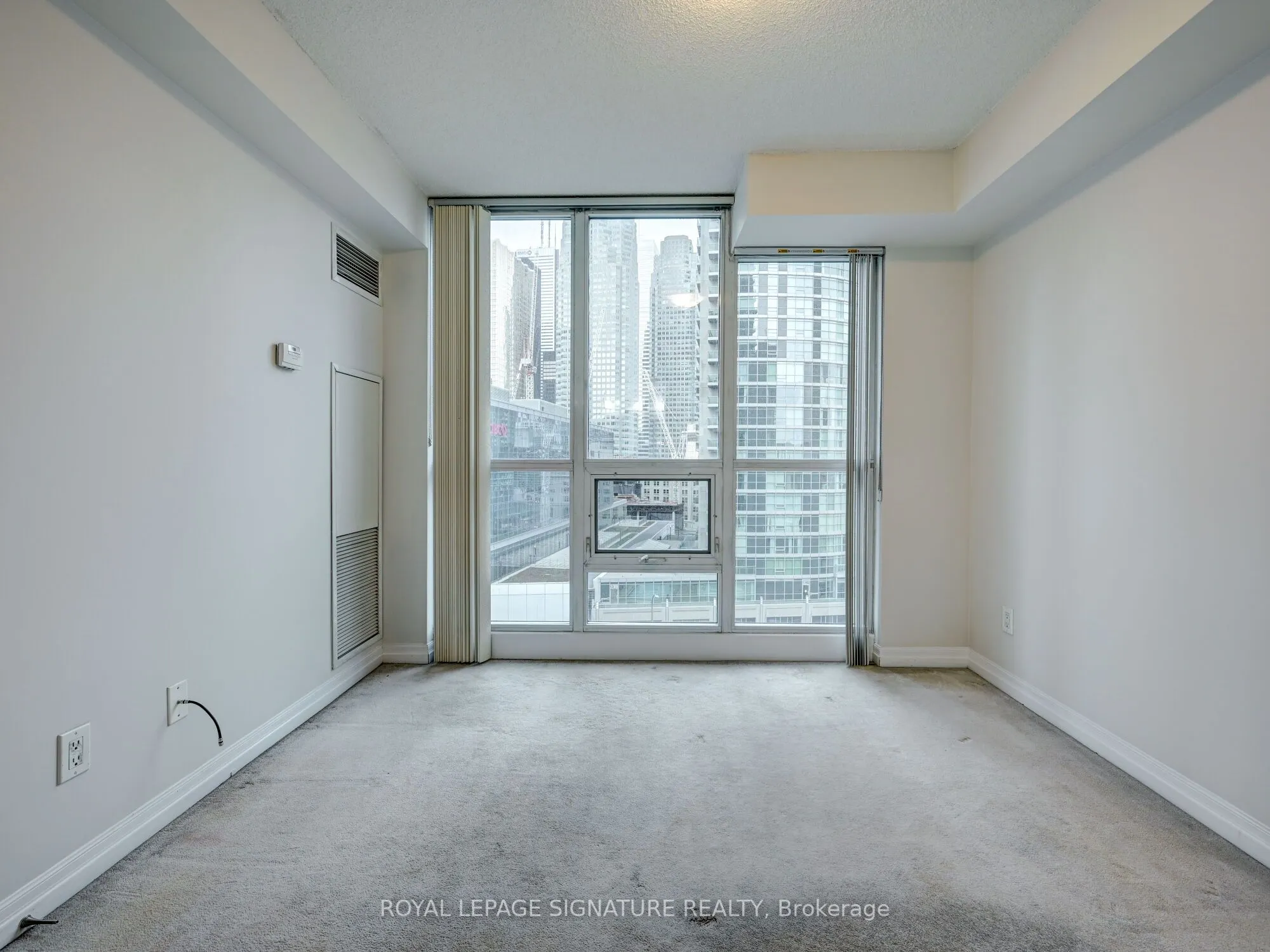 16 Yonge Street, #1202