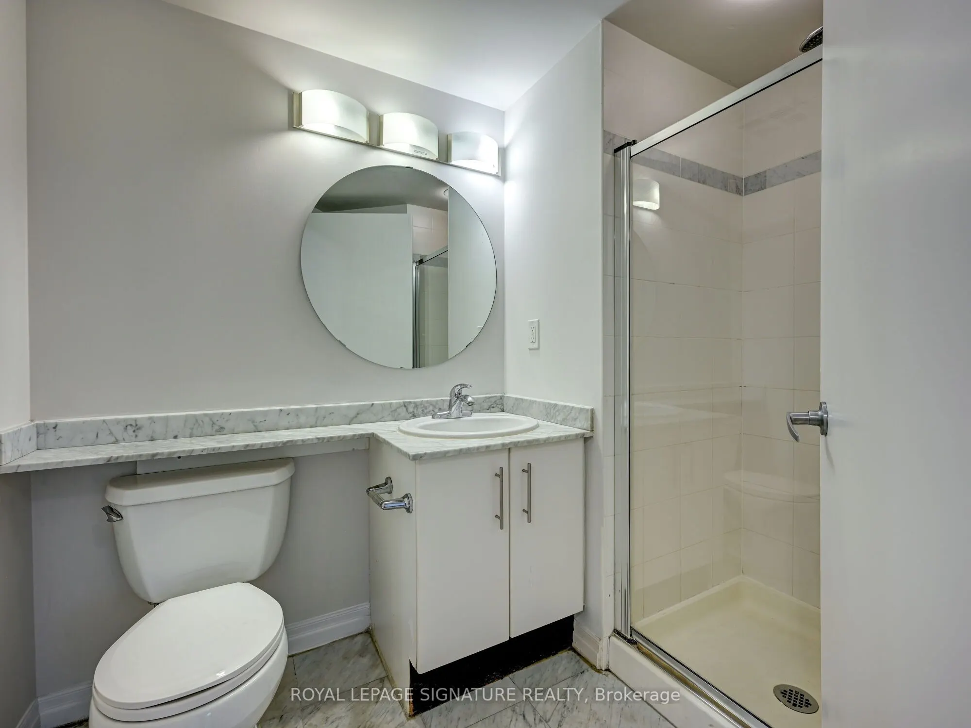 16 Yonge Street, #1202