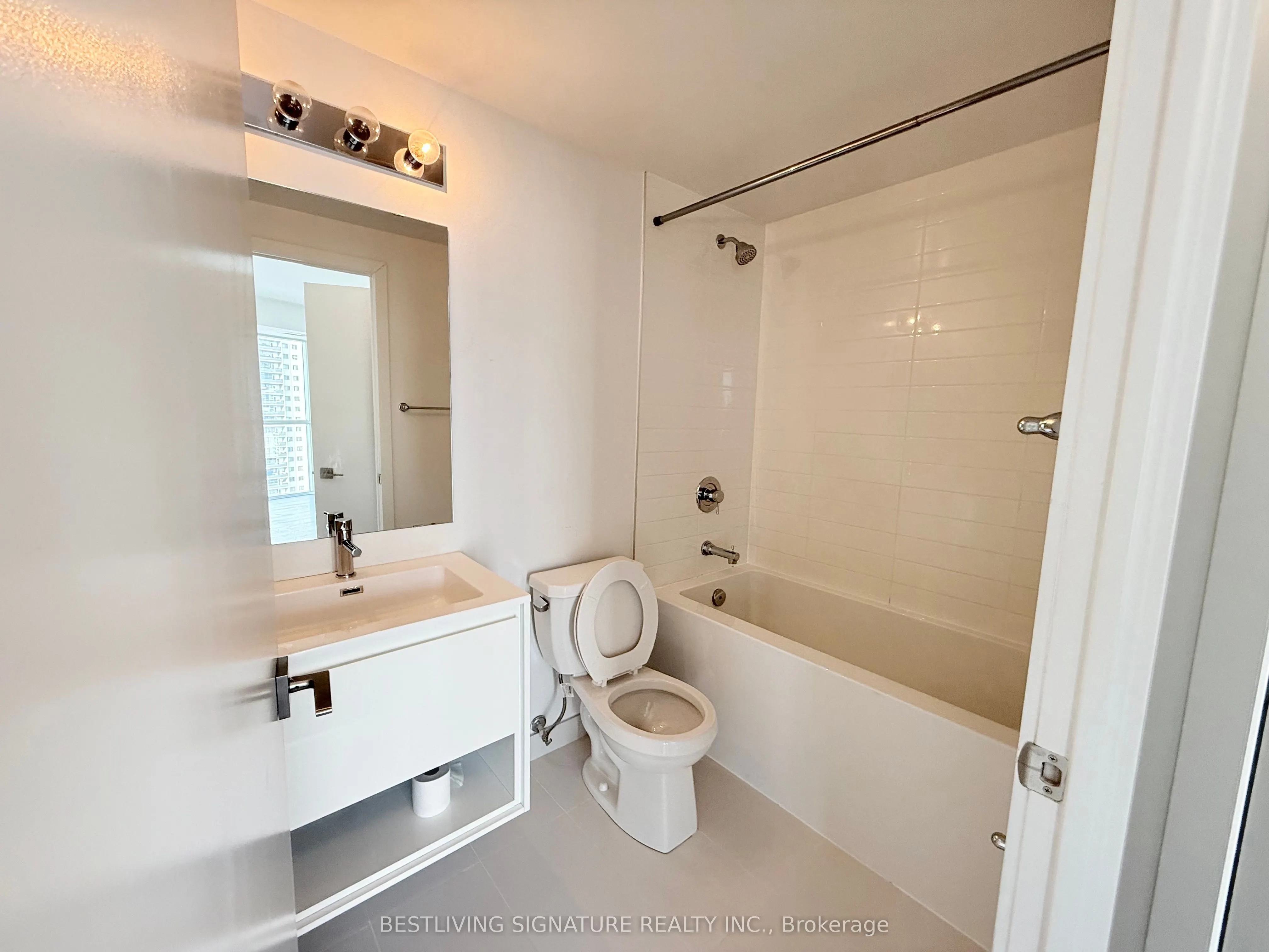 159 Wellesley Street E, #1803