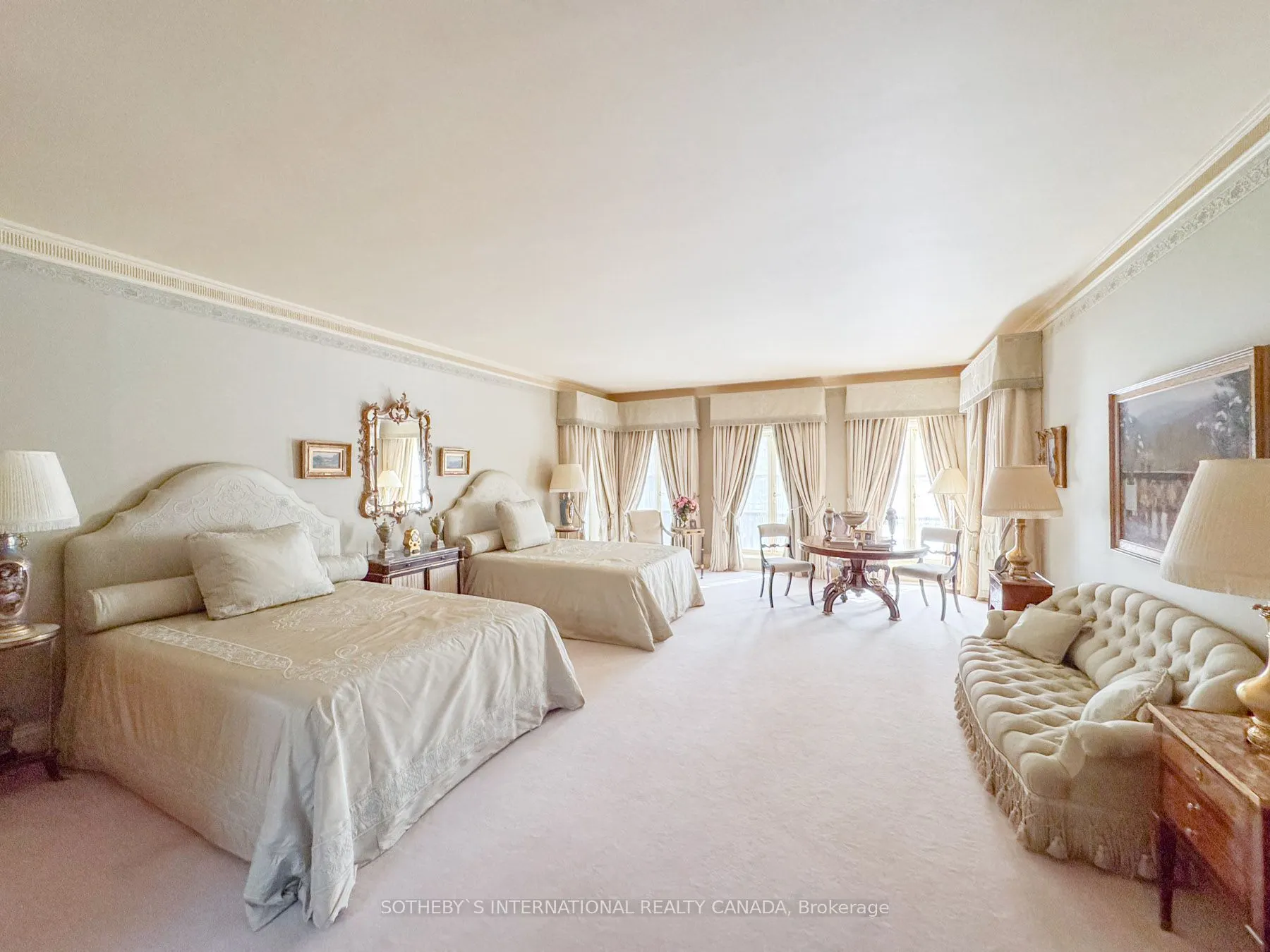 241 Strathallan Wood