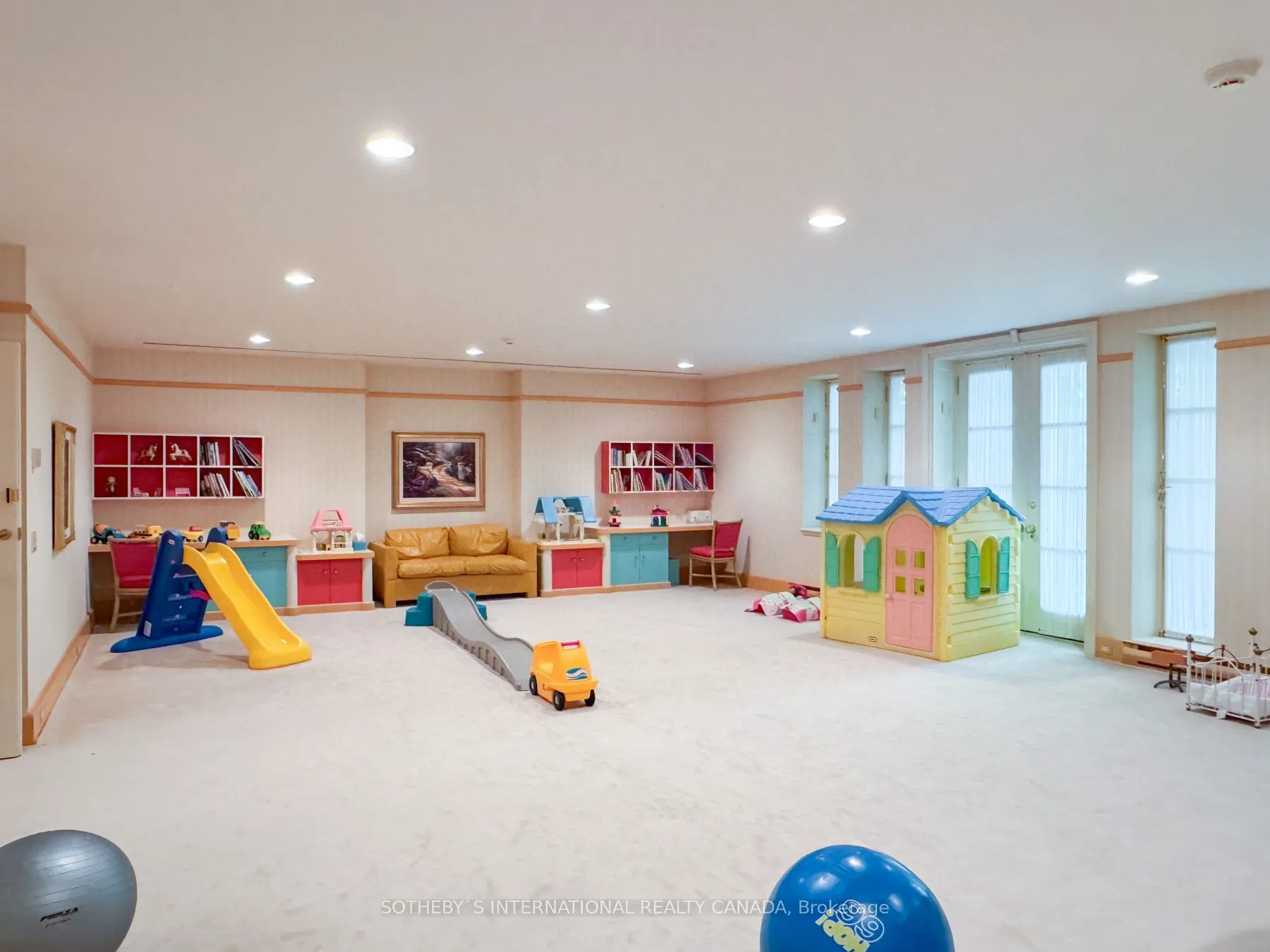 241 Strathallan Wood