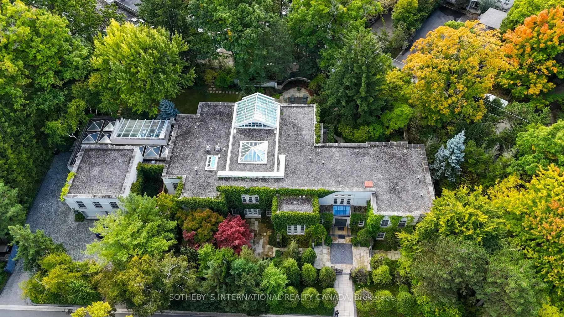 241 Strathallan Wood
