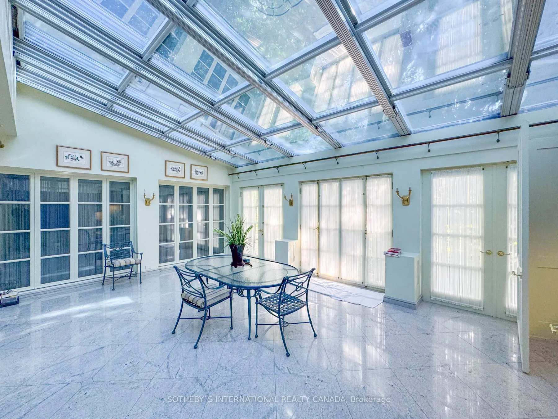 241 Strathallan Wood