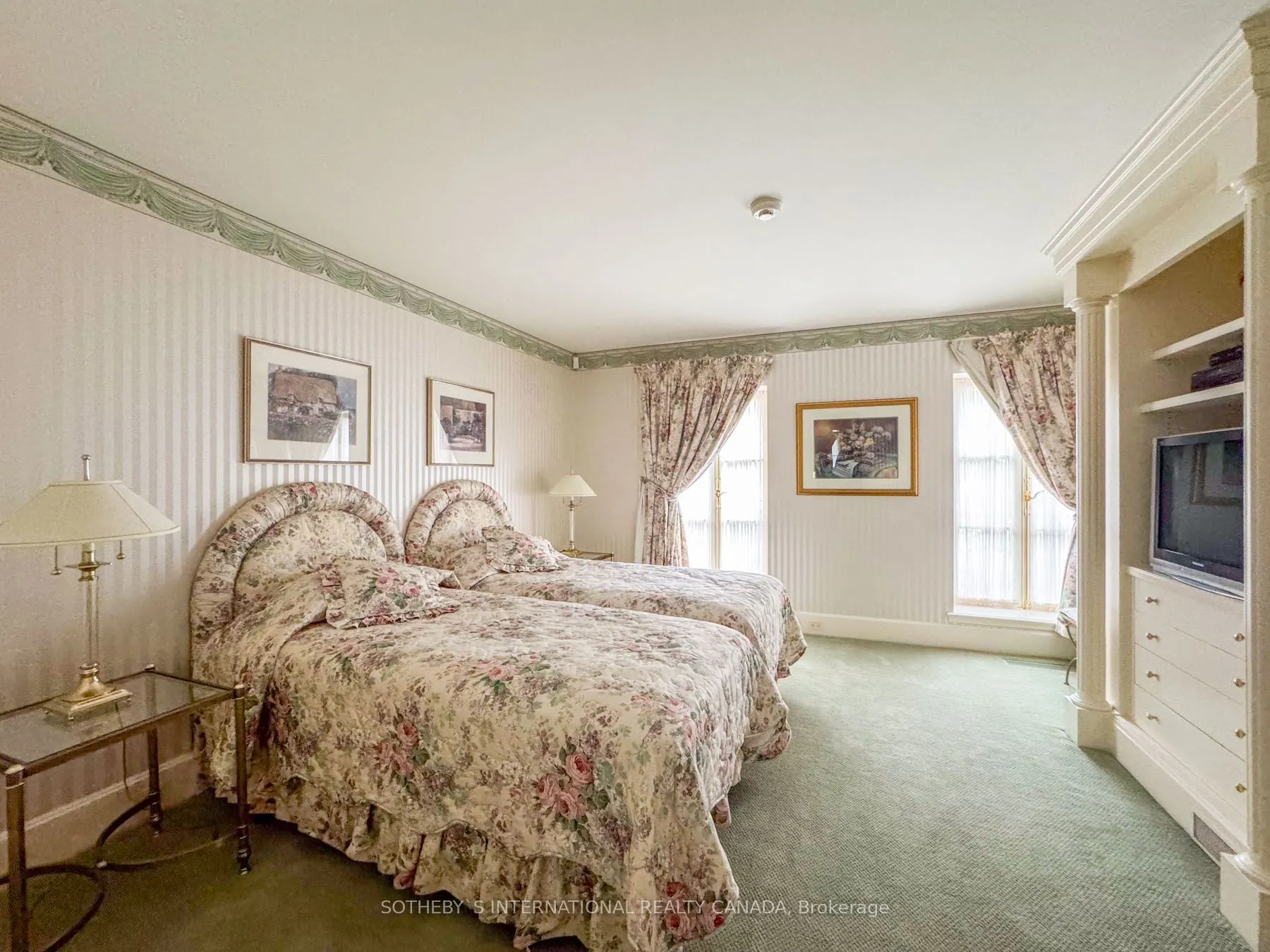 241 Strathallan Wood
