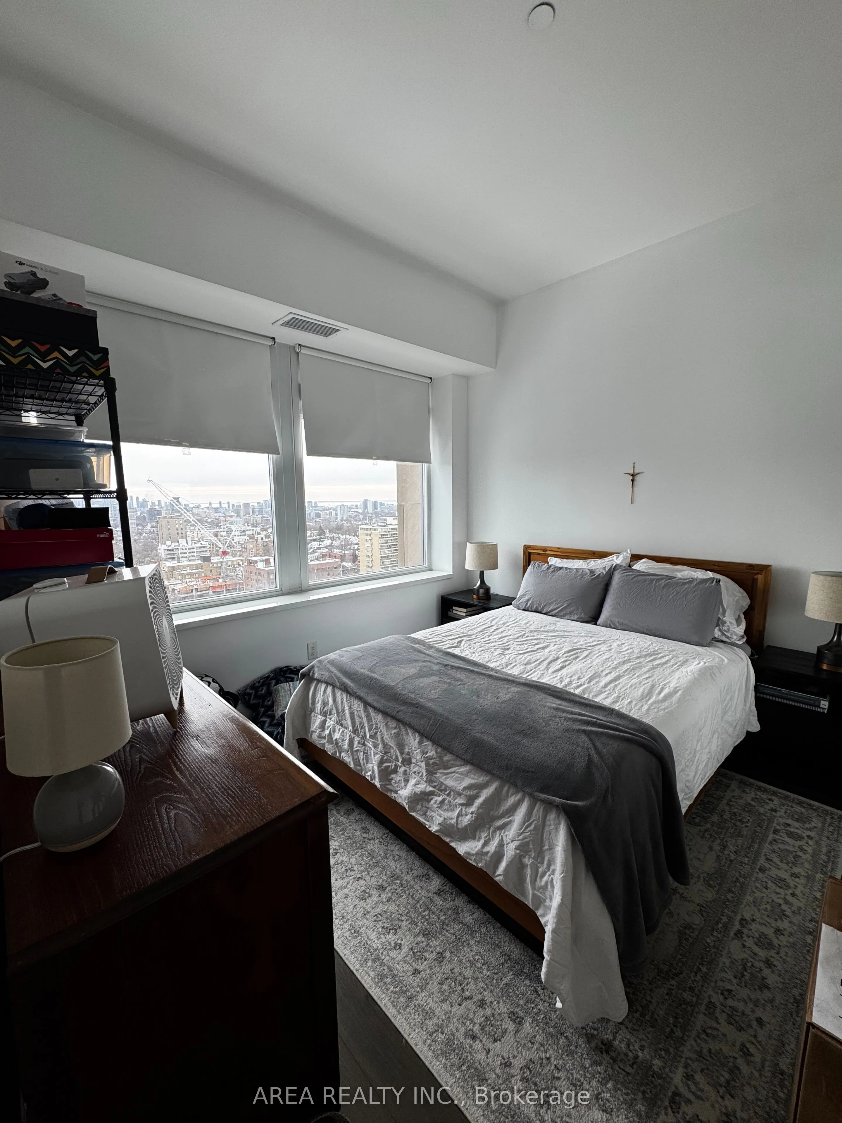111 St Clair Avenue W, #1418