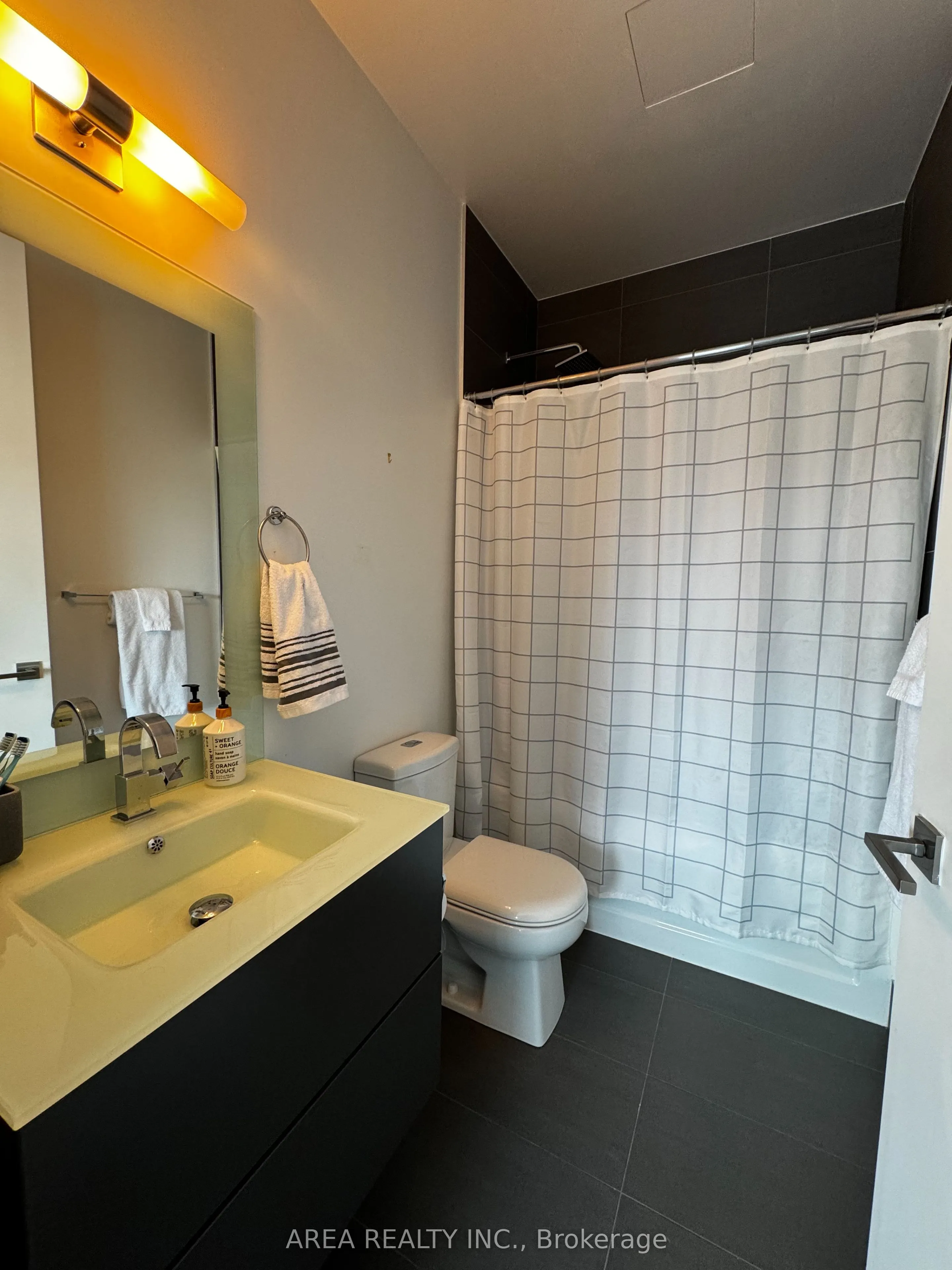 111 St Clair Avenue W, #1418