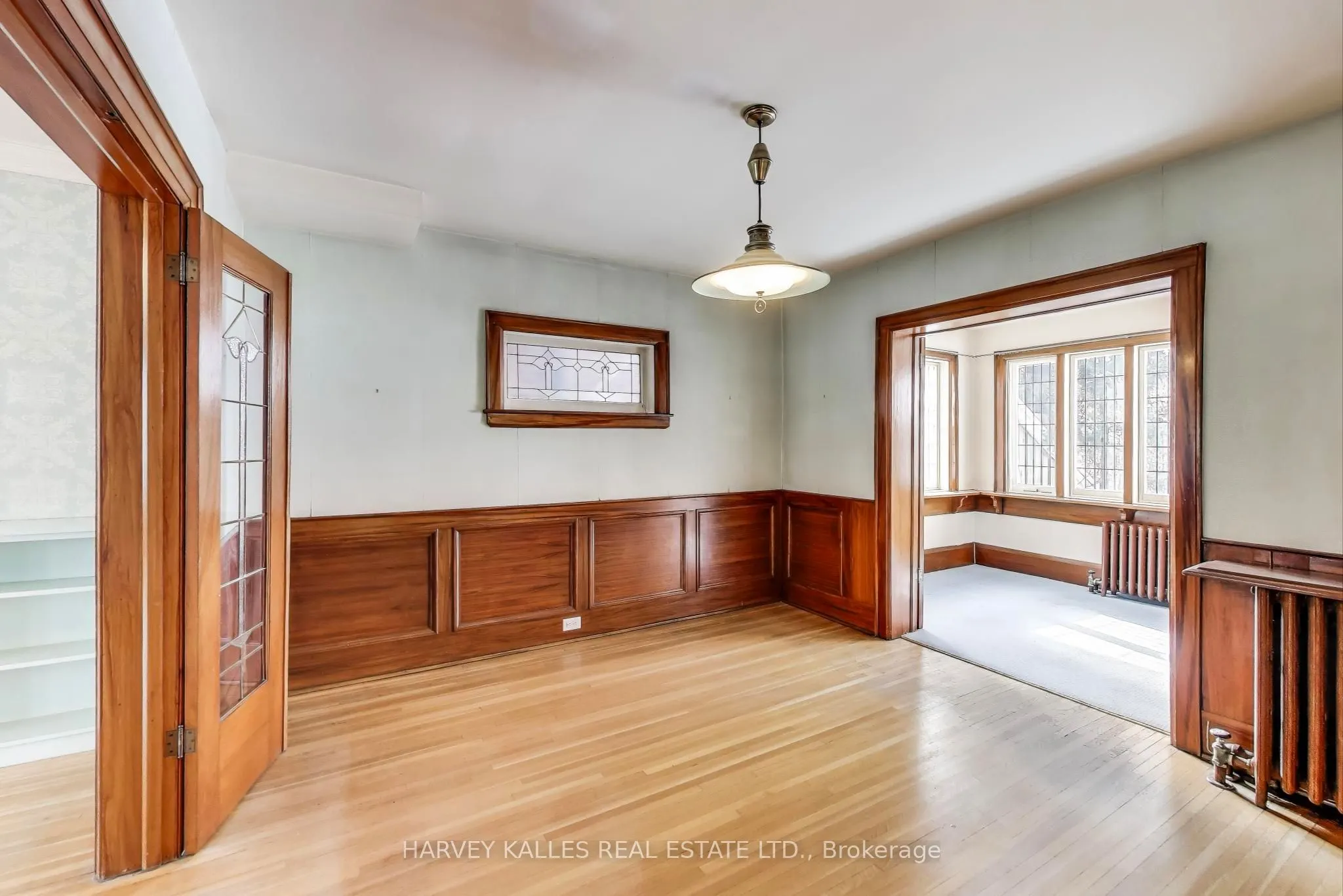 106 Eastbourne Avenue