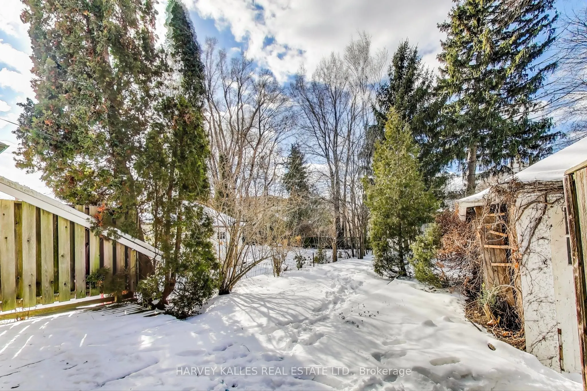 106 Eastbourne Avenue