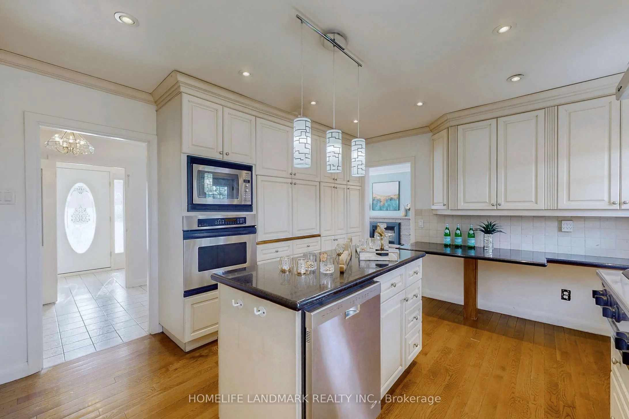 6 Morewood Crescent