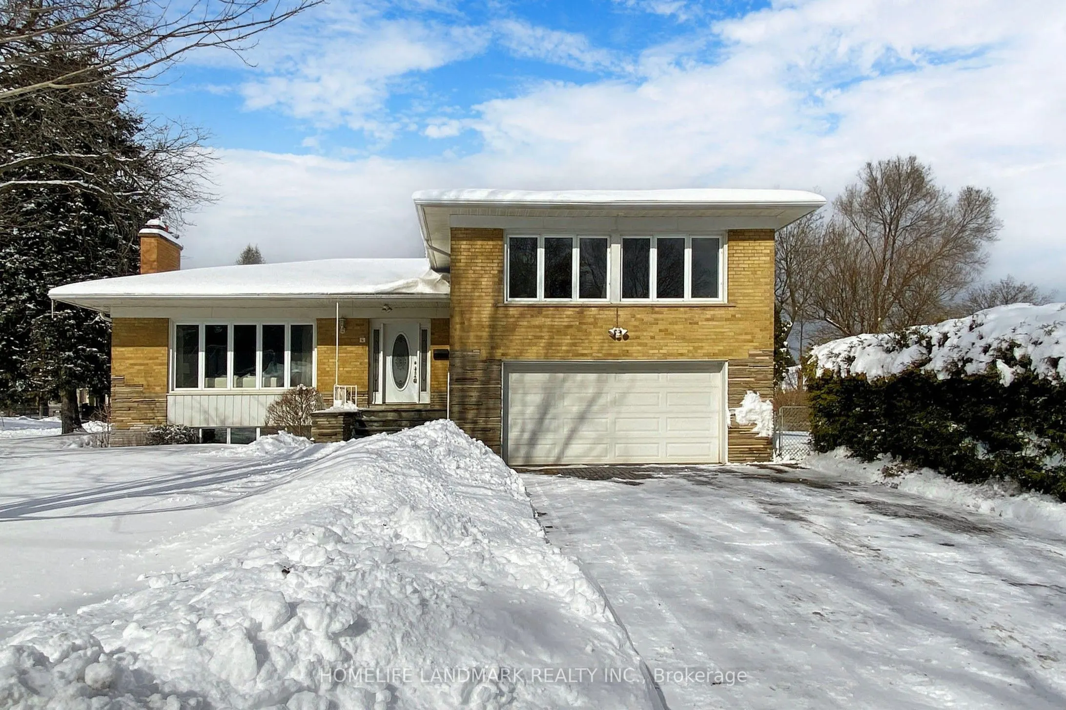 6 Morewood Crescent