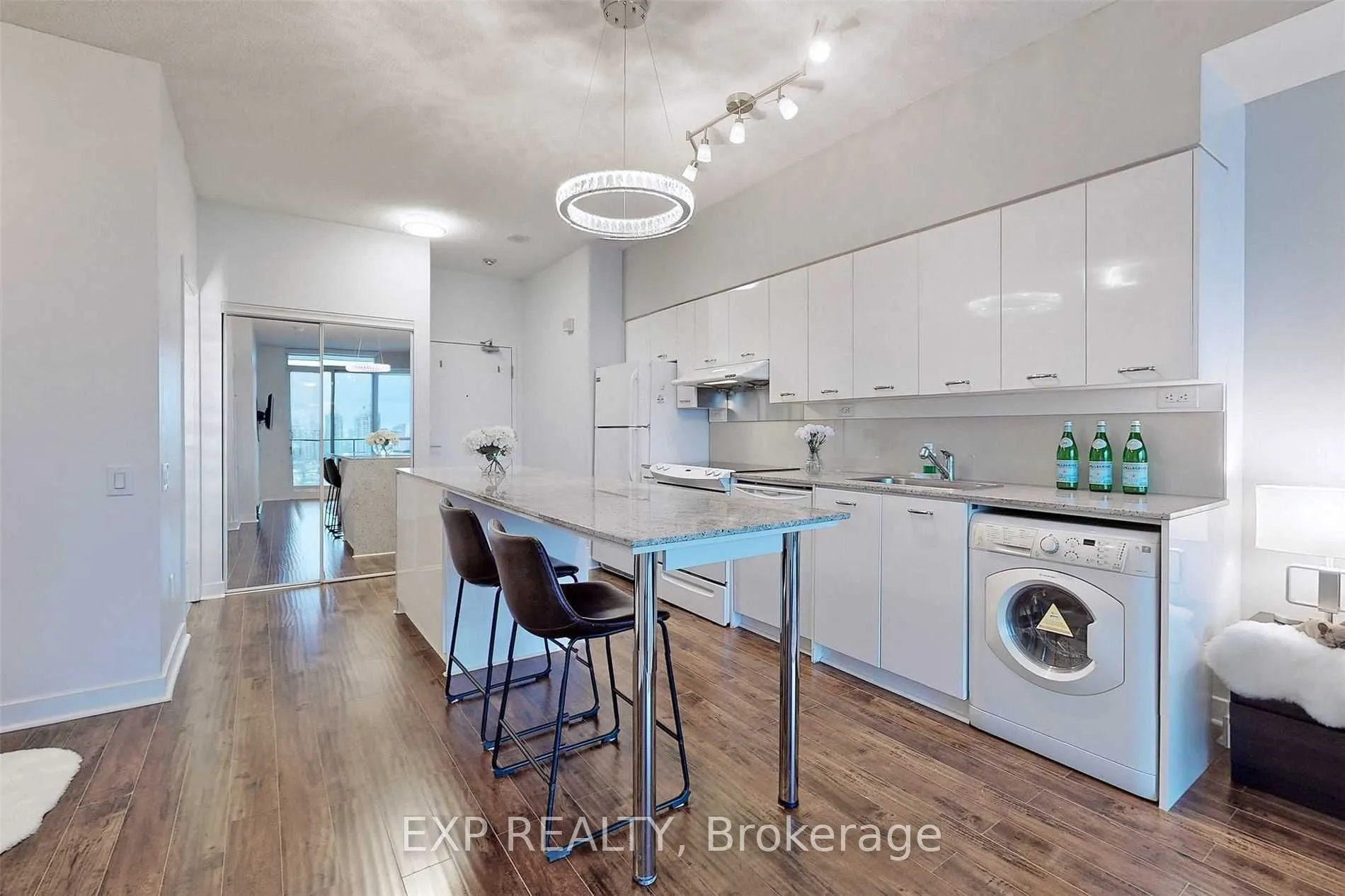 33 Singer Court, #2808