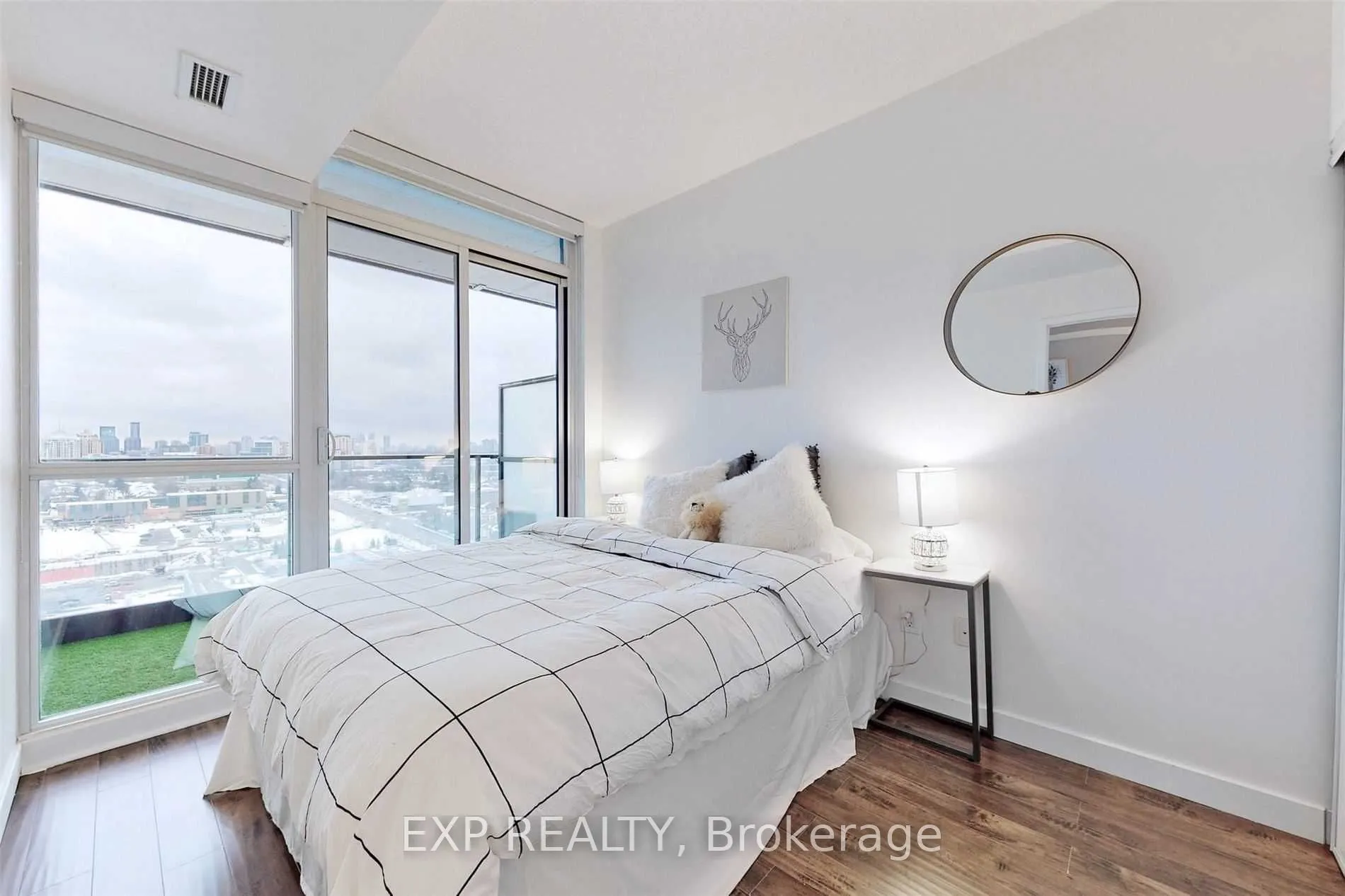 33 Singer Court, #2808