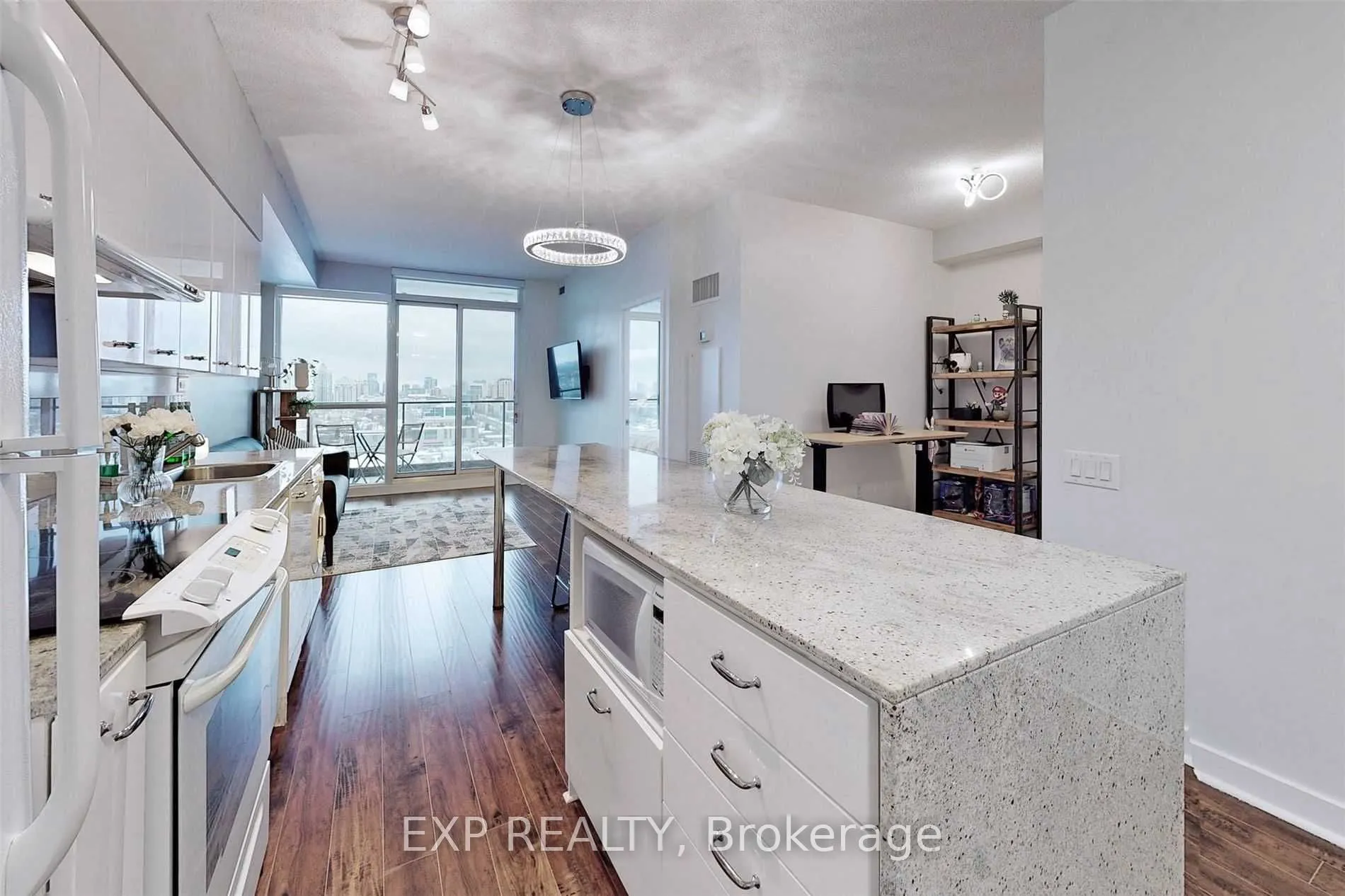 33 Singer Court, #2808