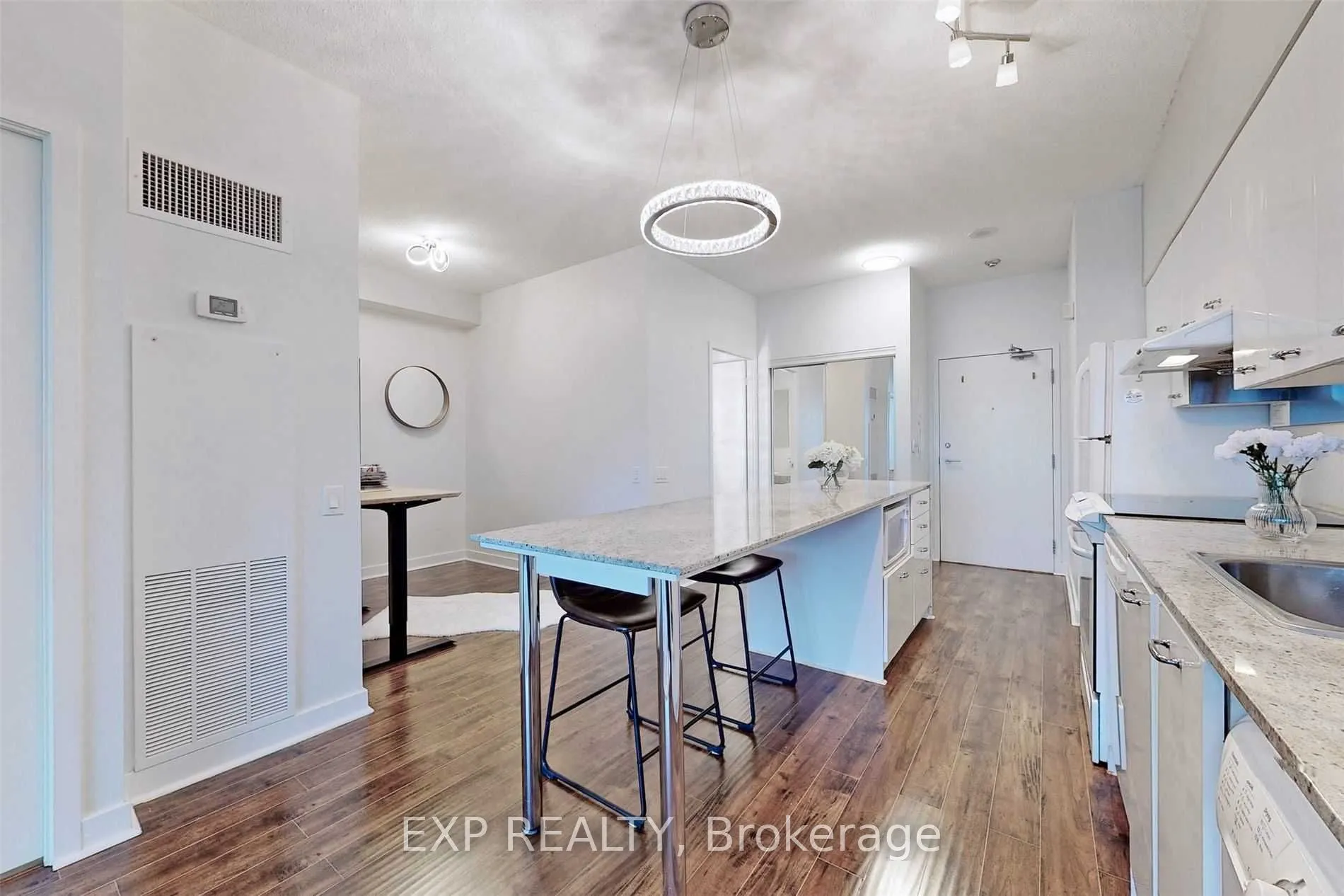 33 Singer Court, #2808