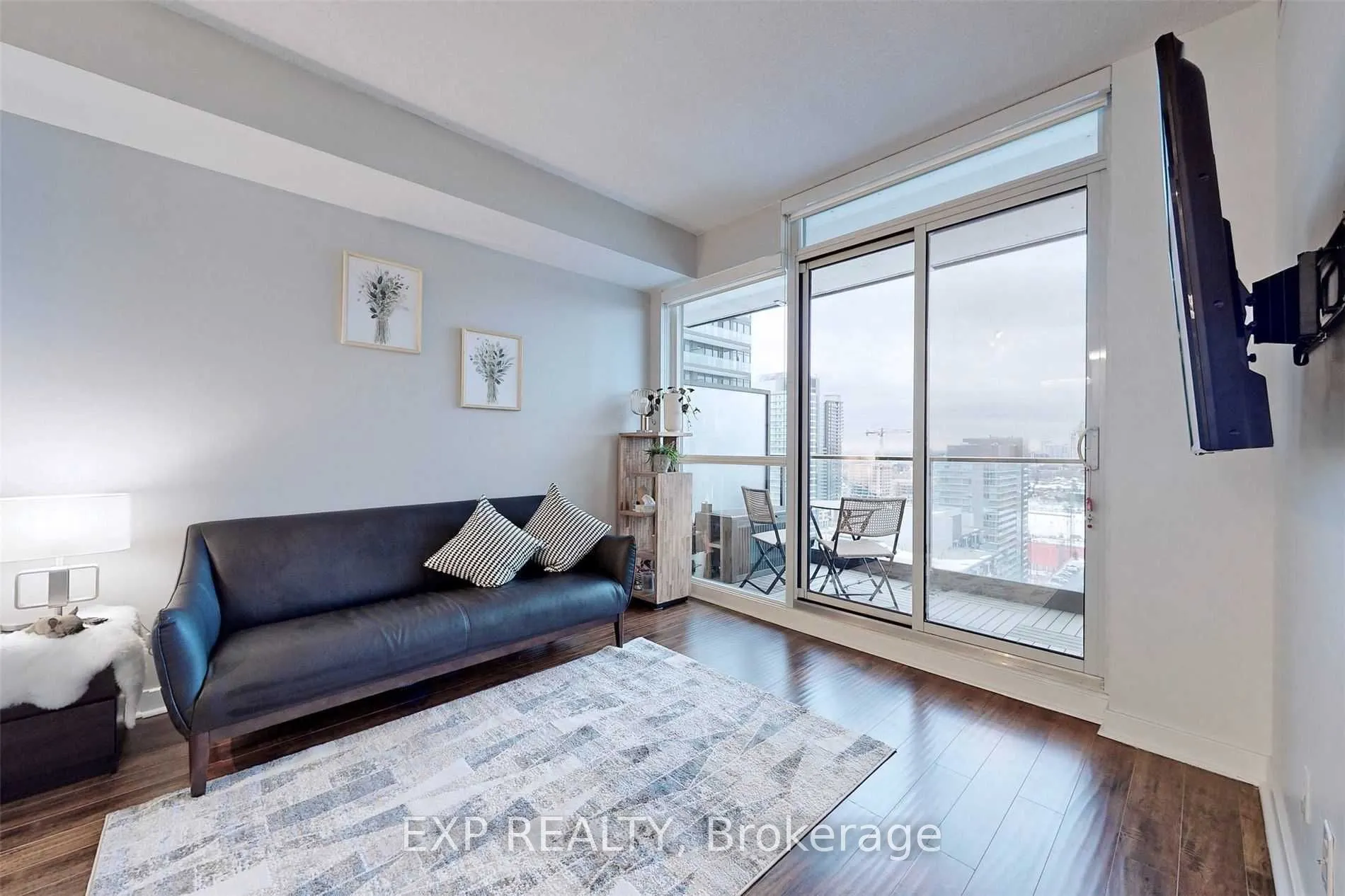 33 Singer Court, #2808