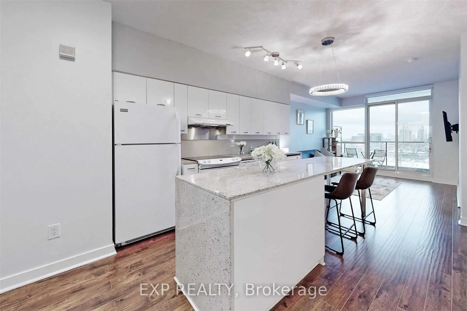 33 Singer Court, #2808