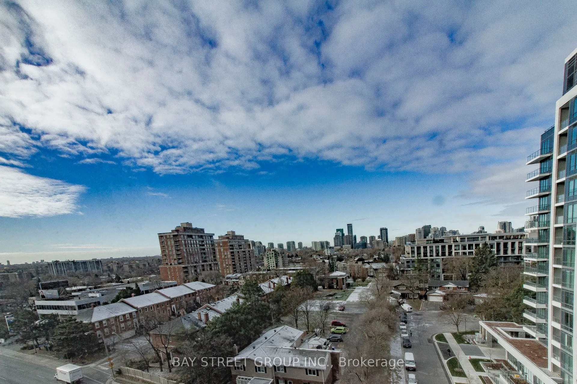 2885 Bayview Avenue, #813