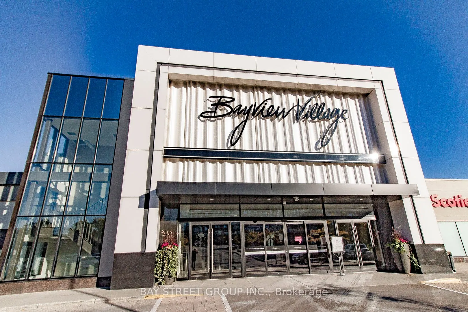 2885 Bayview Avenue, #813