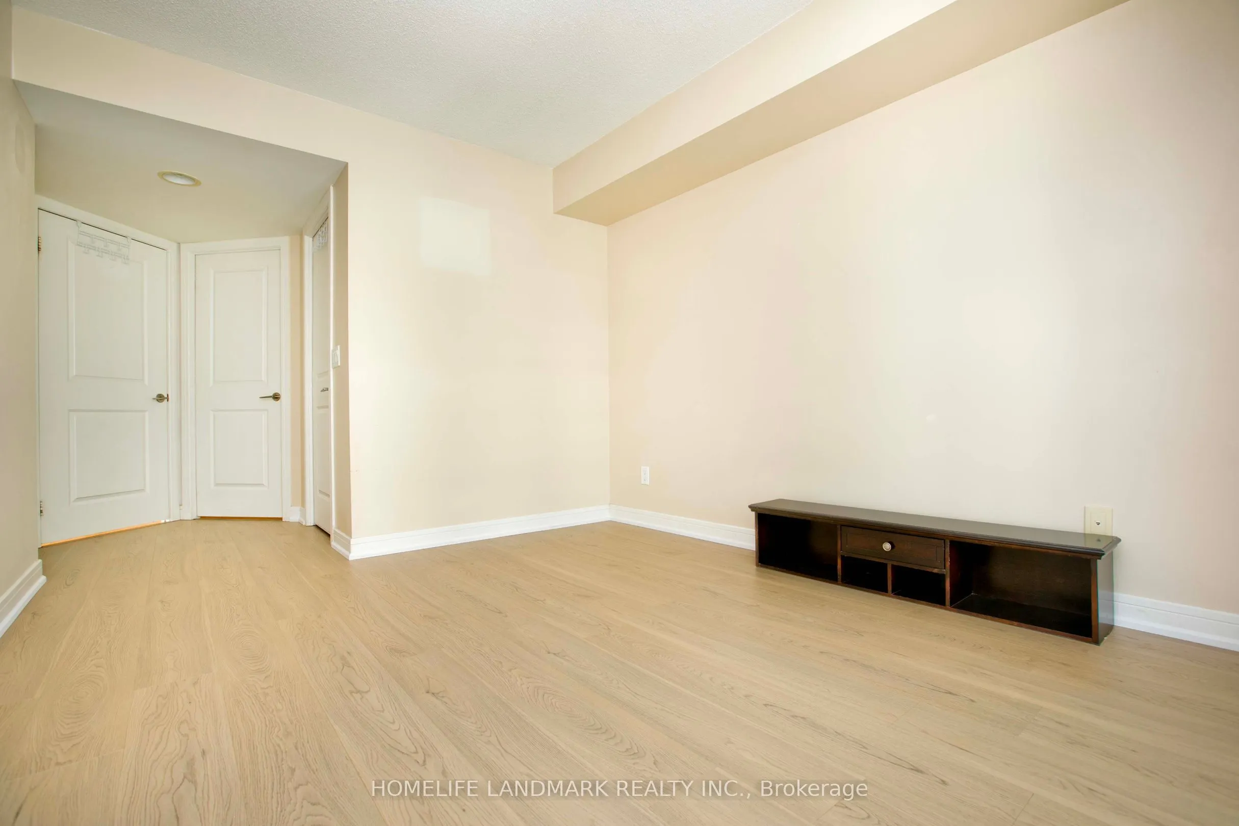 35 Bales Avenue, #511
